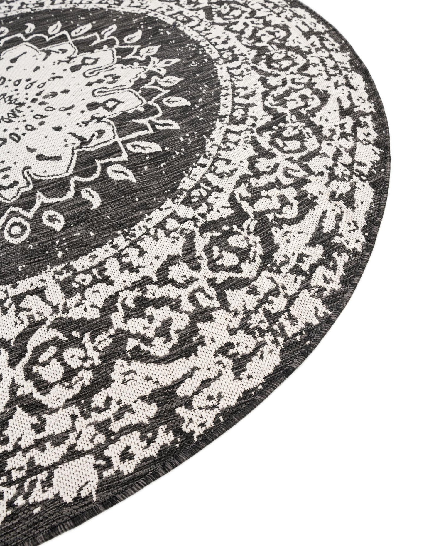 Rugs.com Outdoor Traditional Collection Rug – 10 Ft Round Black and White Flatweave-Pile Rug Perfect for Kitchens, Dining Rooms