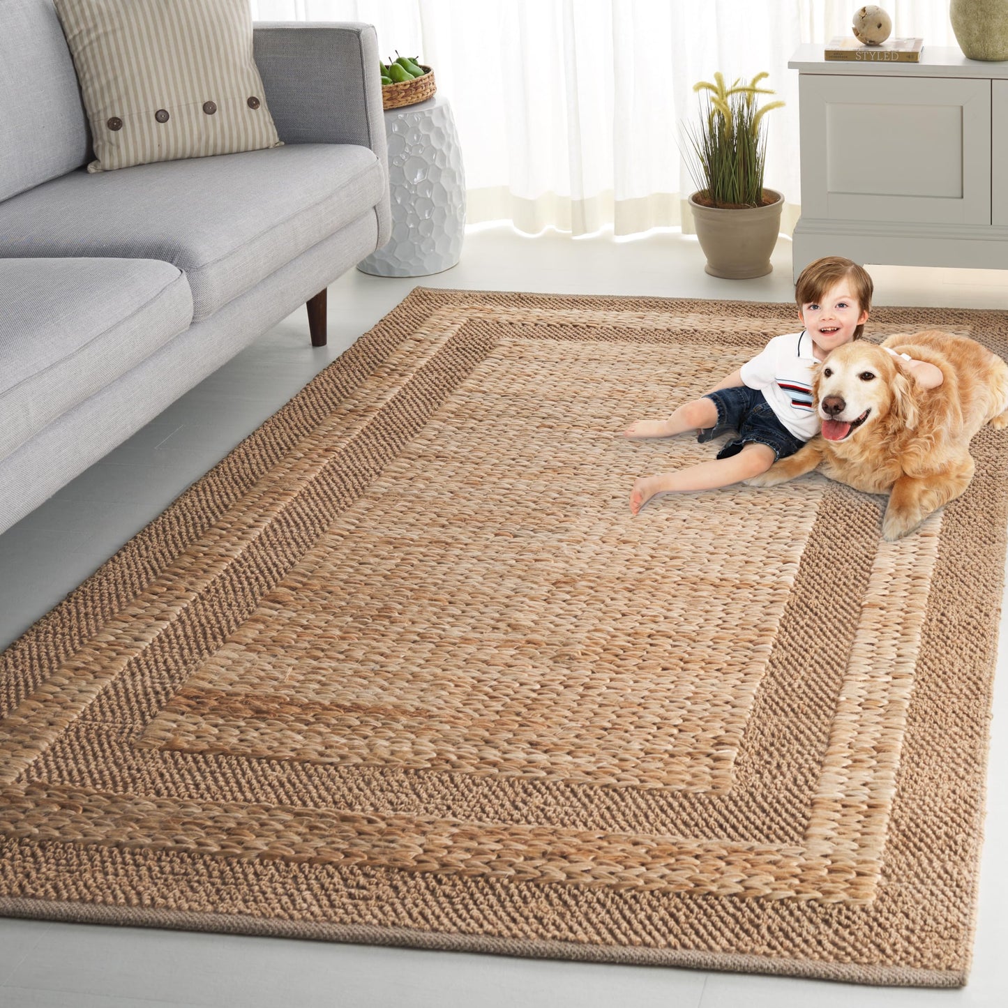 SAFAVIEH Natural Fiber Collection Area Rug - 4' x 6', Natural, Rustic Farmhouse Boho Style, Handmade Jute & Cotton, Ideal for The Living Room, Bedroom, Dining Room (NFB378A-4)