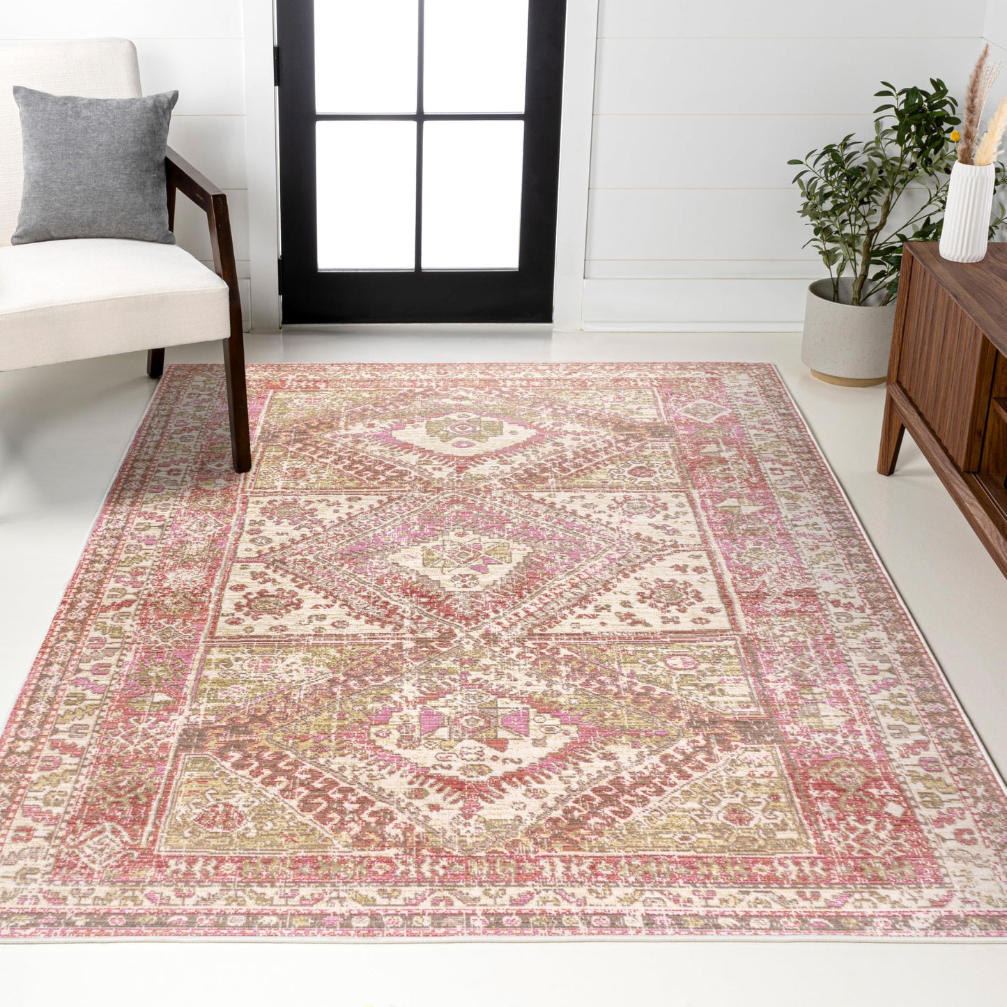 JONATHAN Y Darija Ornate Geometric Medallion Pink Indoor Area Rug, 4x6, Transitional, Traditional, Easy-Cleaning for Living Room, Bedroom, Kitchen, Pet Friendly, Non-Shedding (MDP308B-4)