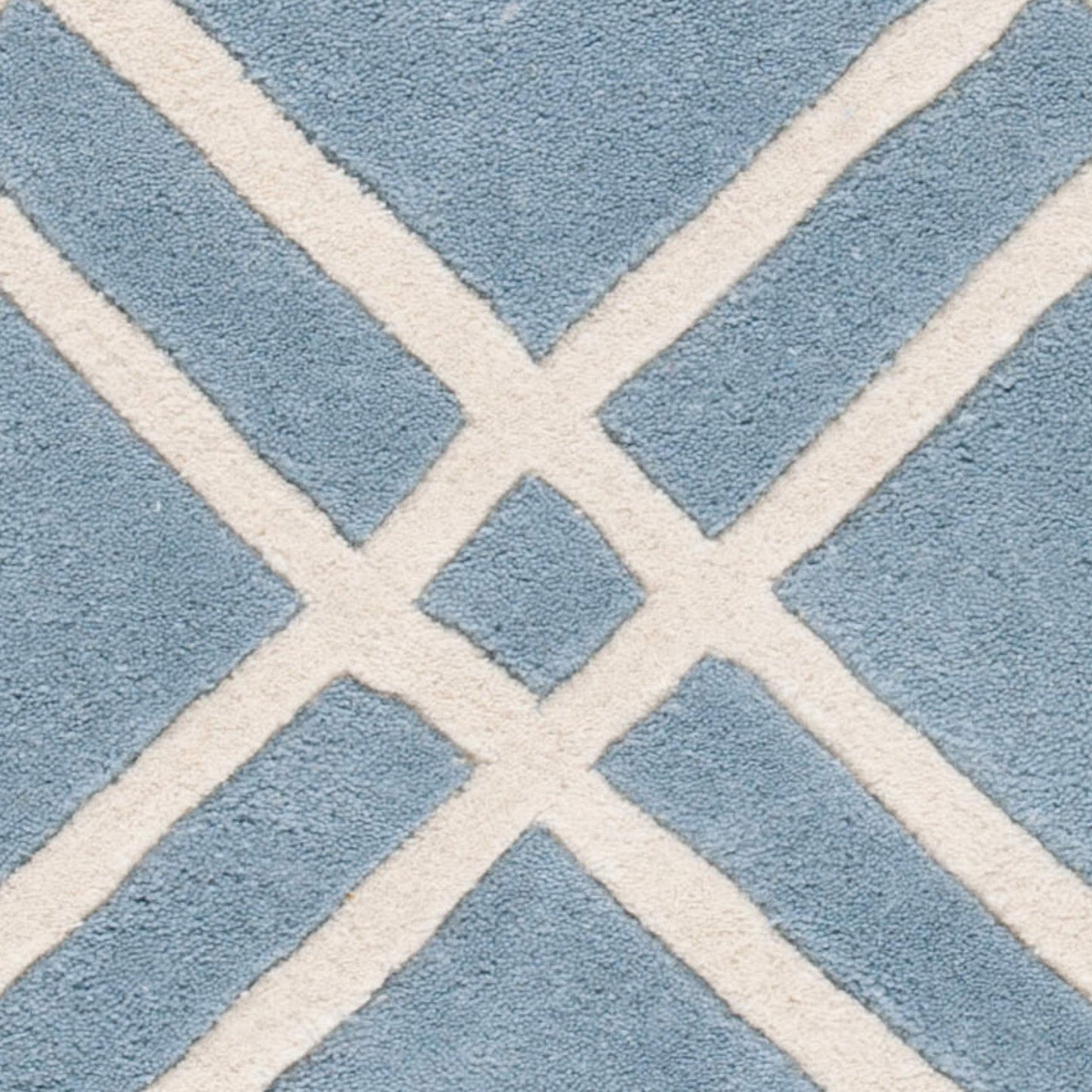 SAFAVIEH Chatham Collection Area Rug - 7' Square, Blue & Ivory, Handmade Diamond Lattice Wool, Ideal for High Traffic Areas in Living Room, Bedroom (CHT740B)