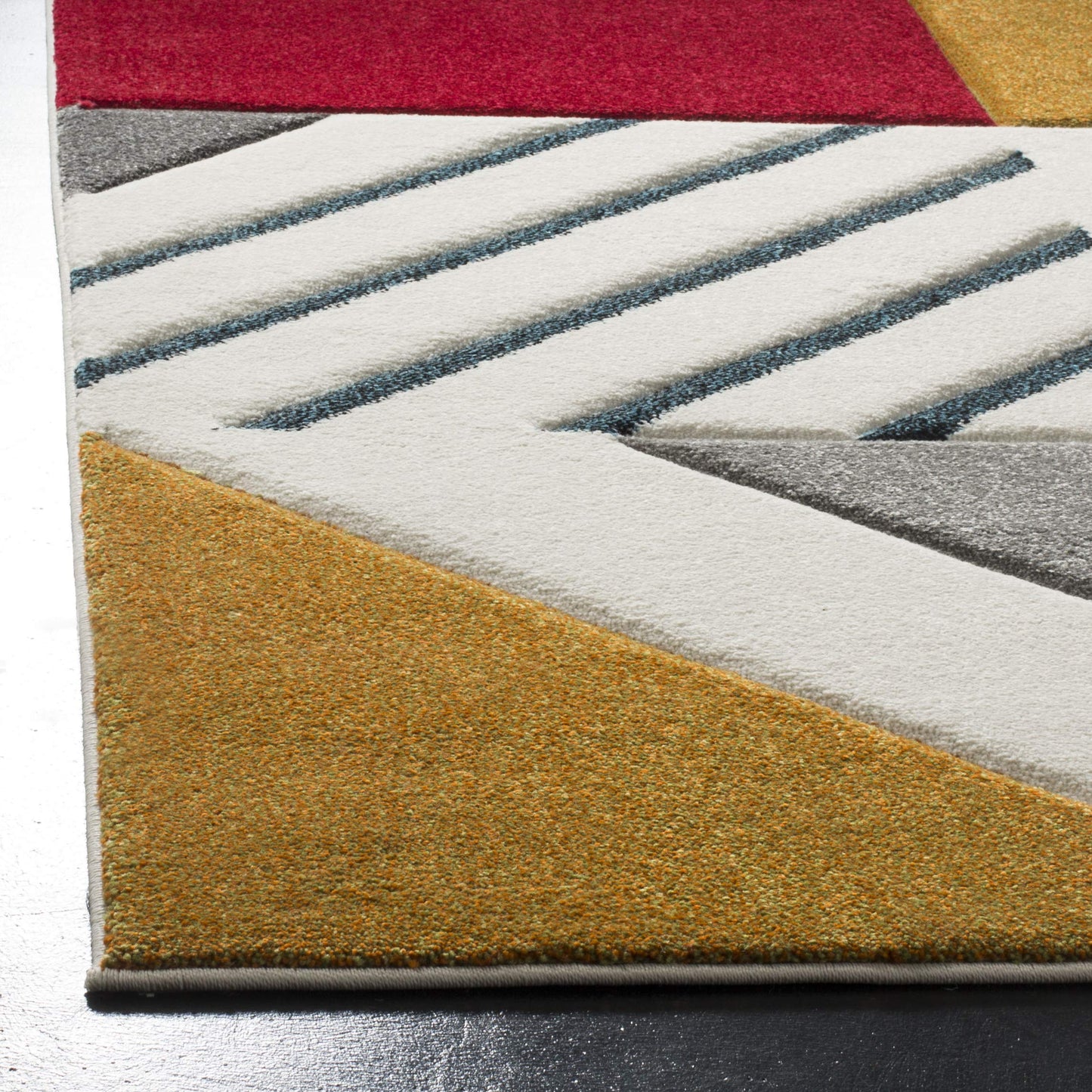 SAFAVIEH Hollywood Collection Area Rug - 5'3" x 7'6", Ivory & Peacock Blue, Mid-Century Modern Design, Non-Shedding & Easy Care, Ideal for High Traffic Areas in Living Room, Bedroom (HLW709B)