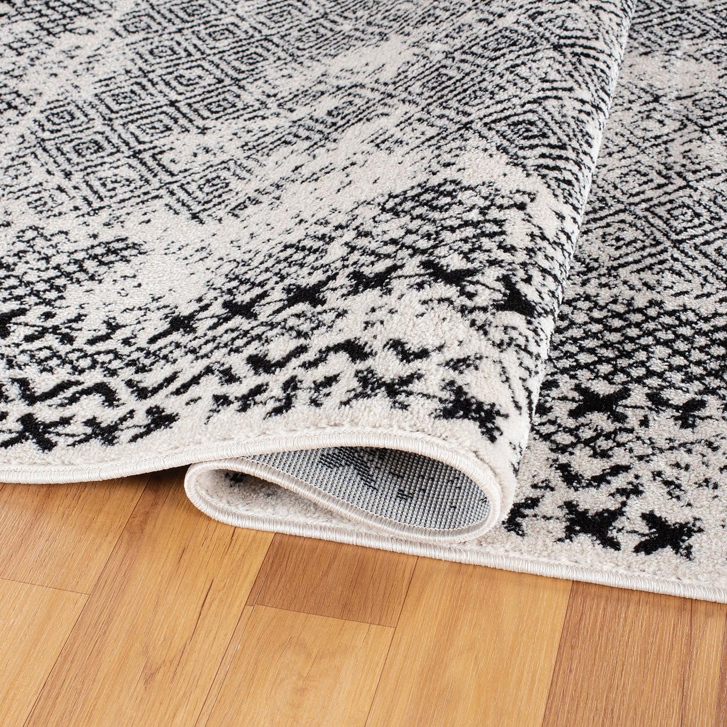 Rugshop Bohemian Distressed Border Stain Resistant High Traffic Living Room Kitchen Bedroom Dining Home Office Area Rug 7'10 x 10' Black