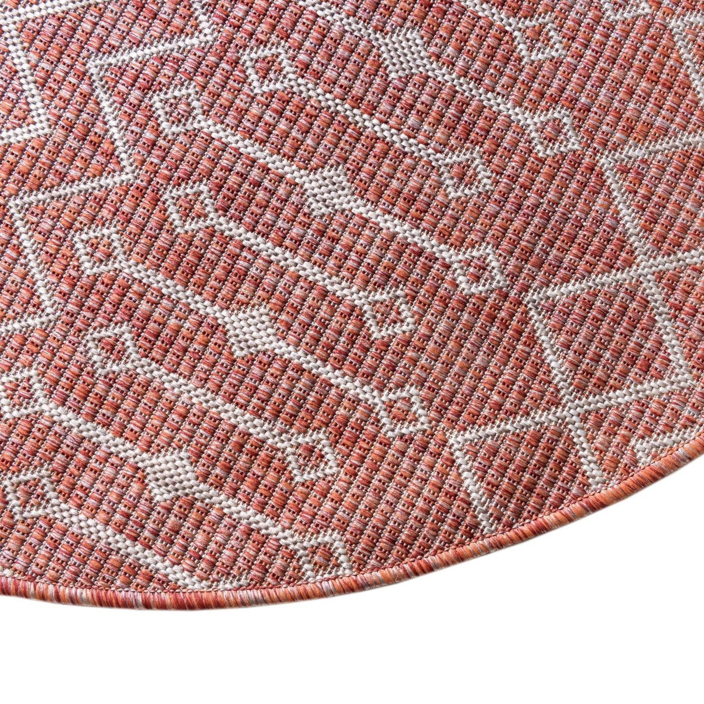 Unique Loom Outdoor Trellis Collection Area Rug - Tribal Trellis (5' 3" x 8' Oval, Rust Red/ Ivory)