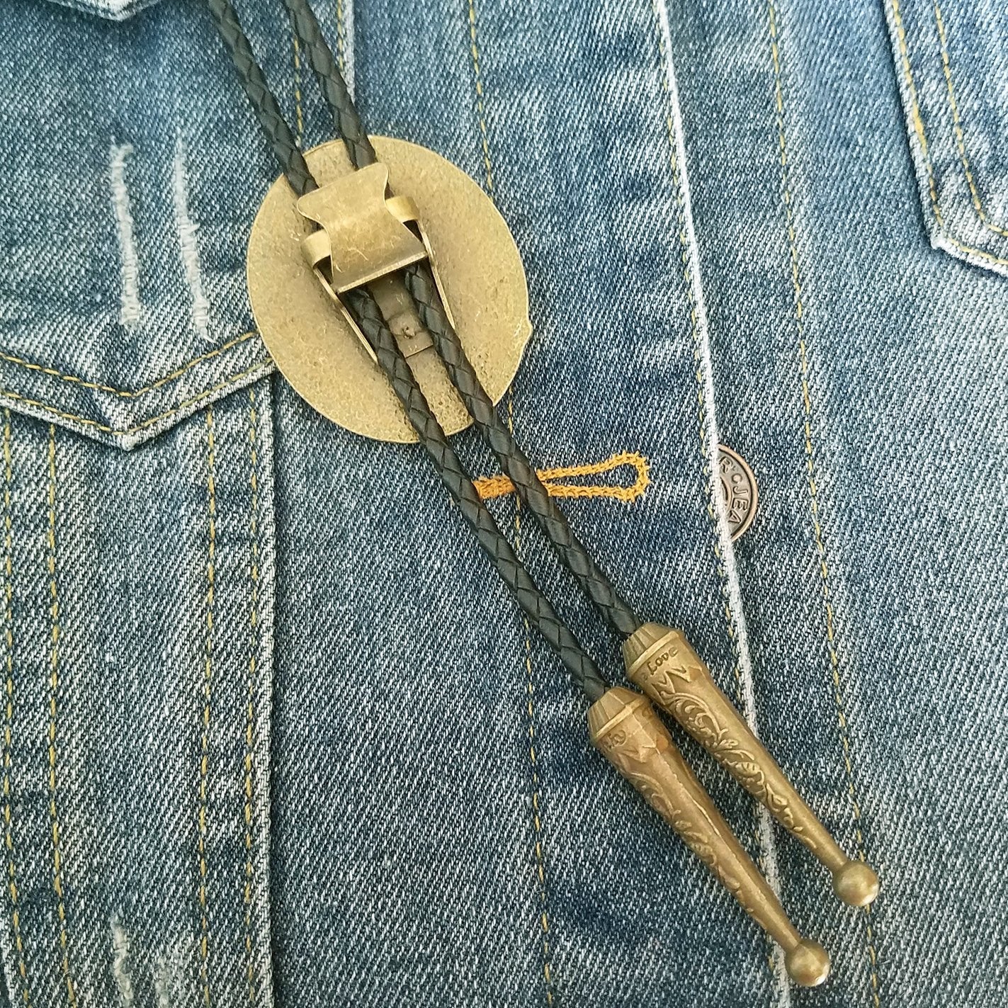 SELOVO Antique Gold Color Western Statement Wolf Shout Bolo Tie Genunie Leather Bolotie for Men