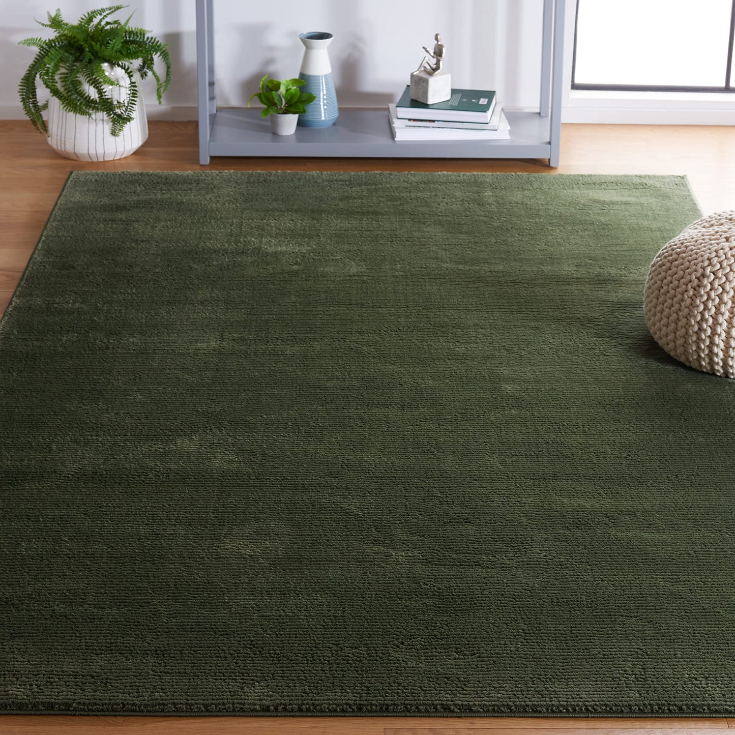 SAFAVIEH Revive Collection Area Rug - 5'3" x 7'7", Green, Solid Design, Non-Shedding & Easy Care, Ideal for High Traffic Areas in Living Room, Bedroom (REV102Y)