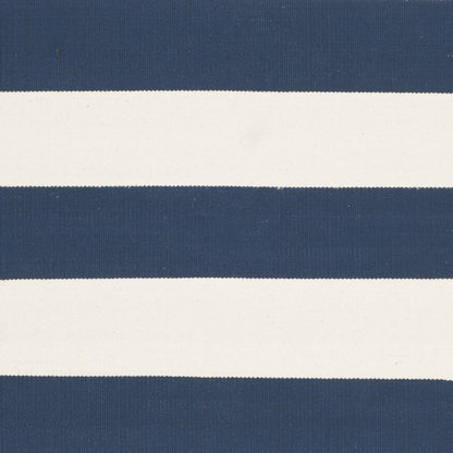 SAFAVIEH Montauk Collection Area Rug - 6' x 9', Navy & Ivory, Handmade Flatweave Cotton, Woven Texture, Farmhouse Stripe Pattern, Ideal for Living Room, Bedroom, Dining Space (MTK712H)