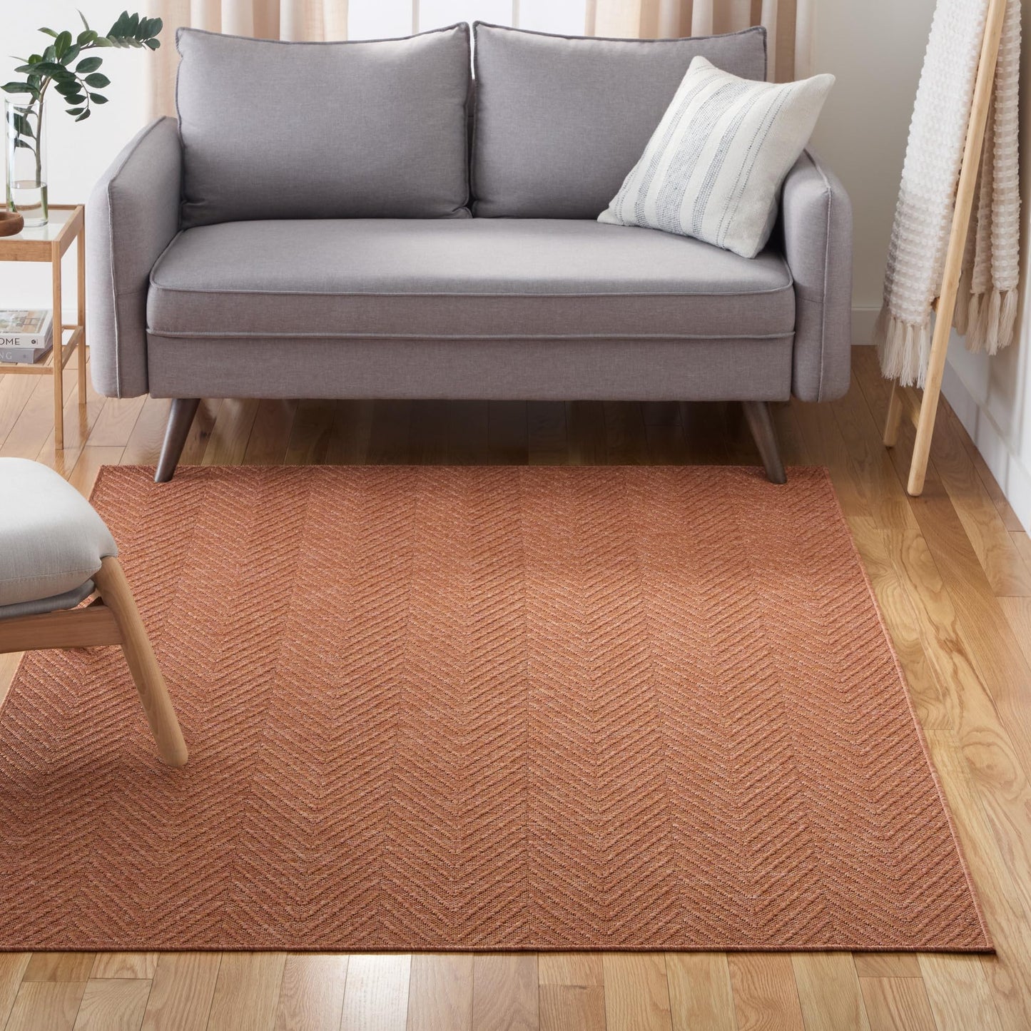 Town & Country Basics Pax Herringbone Textured Solid Everwash® Washable Area Rug, Low Pile, Non-Slip Backing, Easy Clean Pet & Family Friendly Rug, Rust, 4'11"x7'