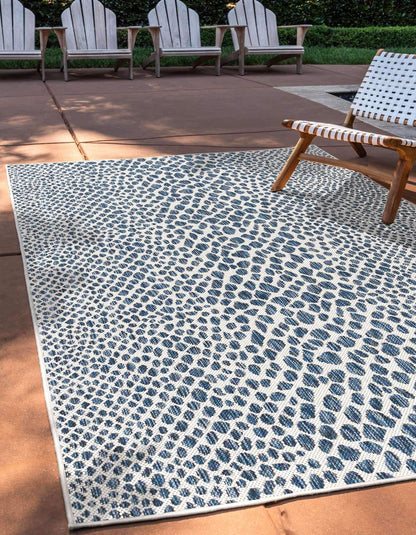 Unique Loom Outdoor Collection Area Rug - Cape Town (6' 1' x 9' Rectangle, Blue/ Olive)