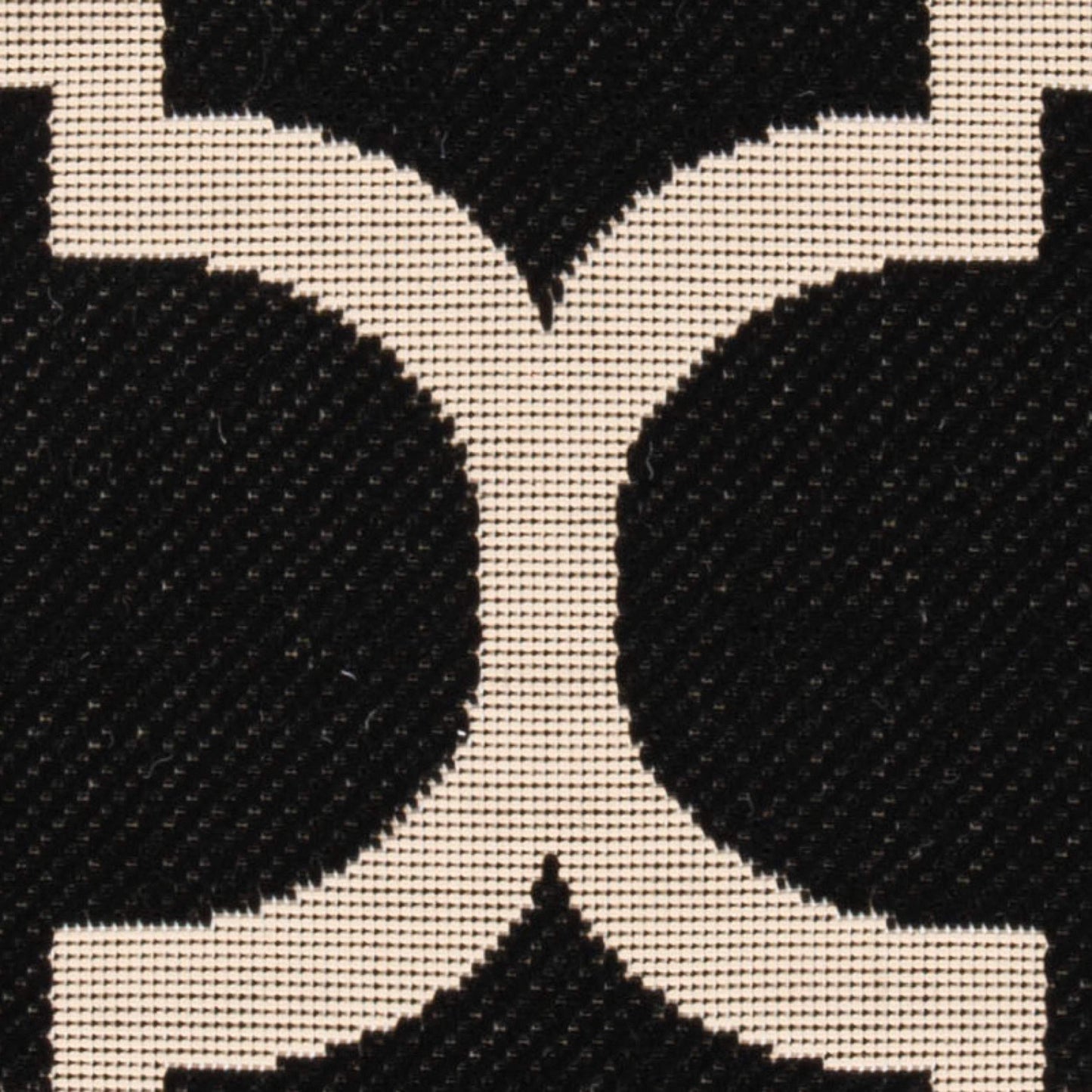 SAFAVIEH Washable Rug Outdoor Courtyard Collection - 2'7" x 5', Black & Beige, Non-Shedding & Easy Cleaning, Ideal for Patio, Backyard, Mudroom (CY6243-266)