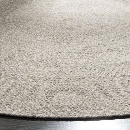 SAFAVIEH Braided Collection Area Rug - 5' Round, Ivory & Beige, Handmade Woven Cotton, Boho Reversible Style, Ideal for Living Room, Bedroom, Dining Space (BRD256B)