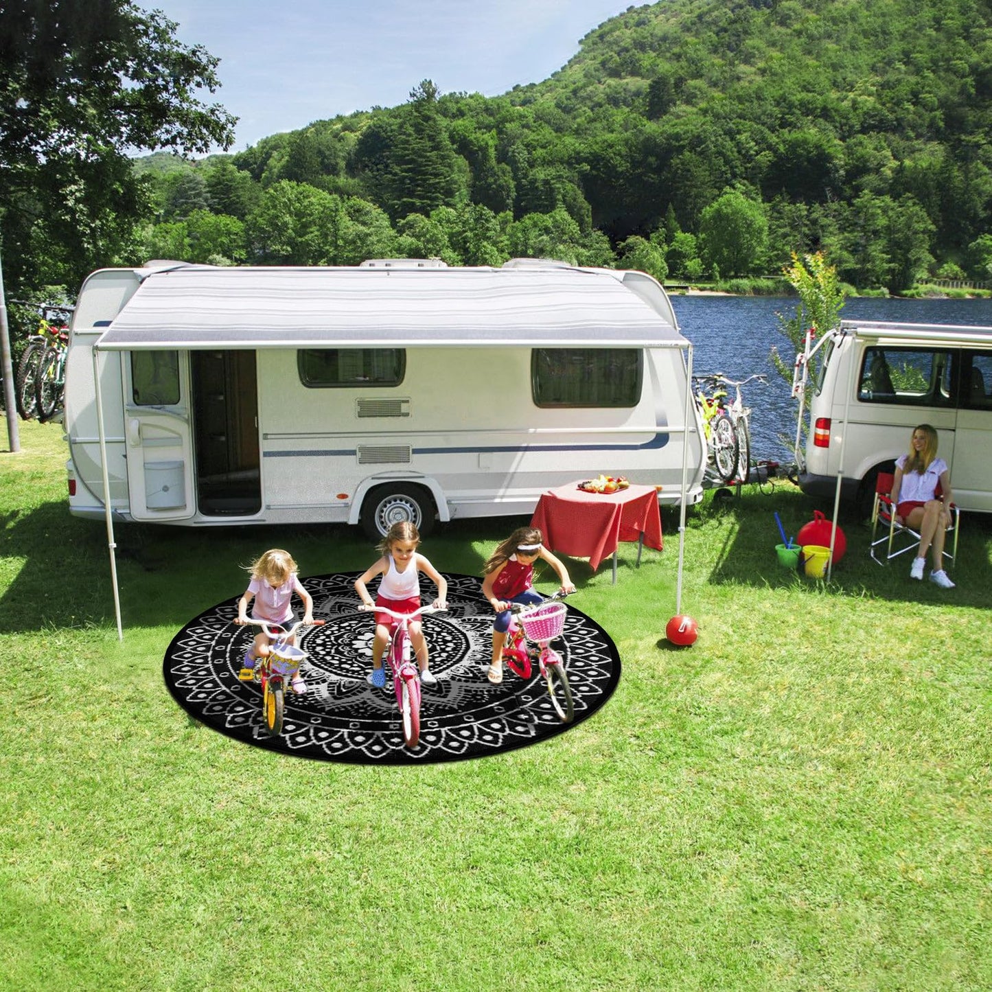 Round Outdoor Rugs for Patios, 6Ft Waterproof Reversible Plastic Straw Mat with Carry Bags, Boho Lightweight Outdoor Carpet Portable Round Floor Mat for Patio Camping Picnic Backyard RV,Black & White
