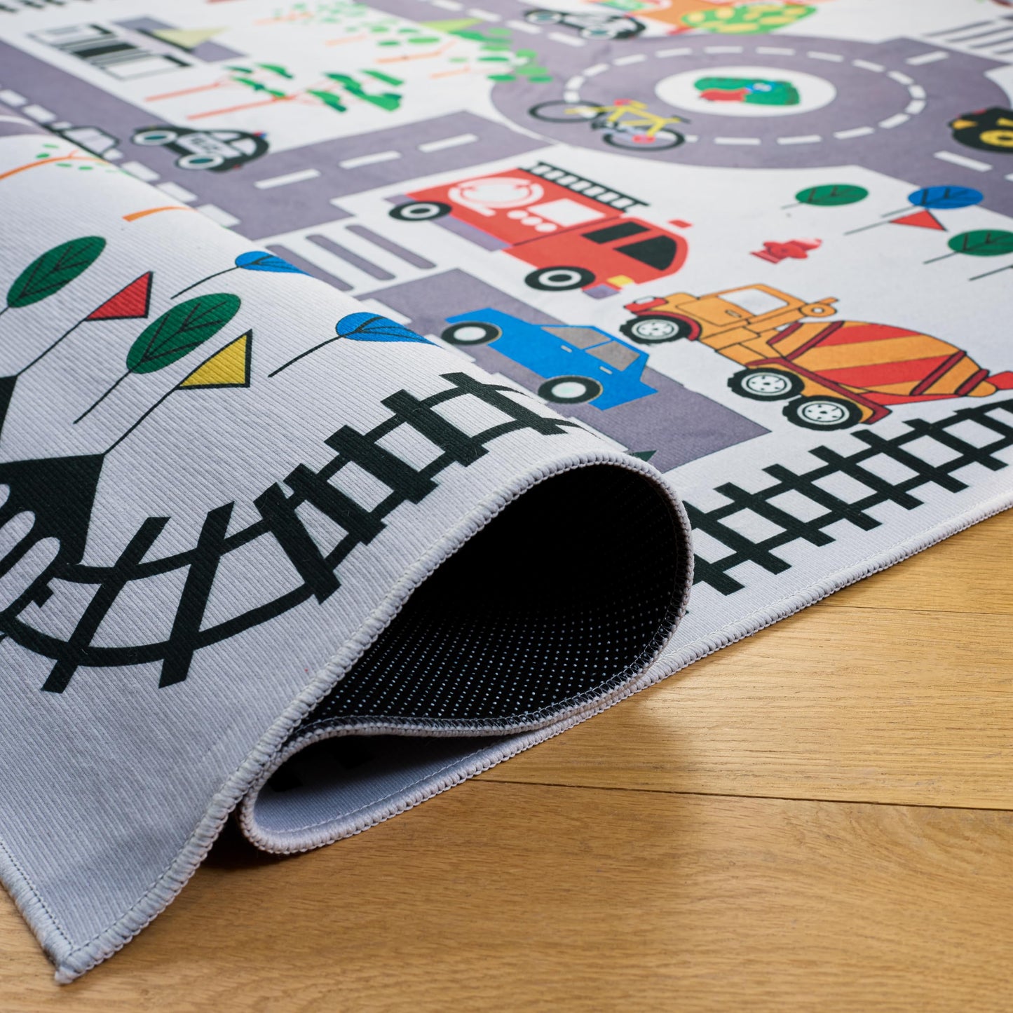 SAFAVIEH Washable Rug Tacoma Kids Collection - 5' x 8', Ivory & Grey, Slip Resistant & Easy to Clean, Educational Playmat Road, Ideal for Boys & Girls in Playroom, Nursery, Bedroom (TCK167A)