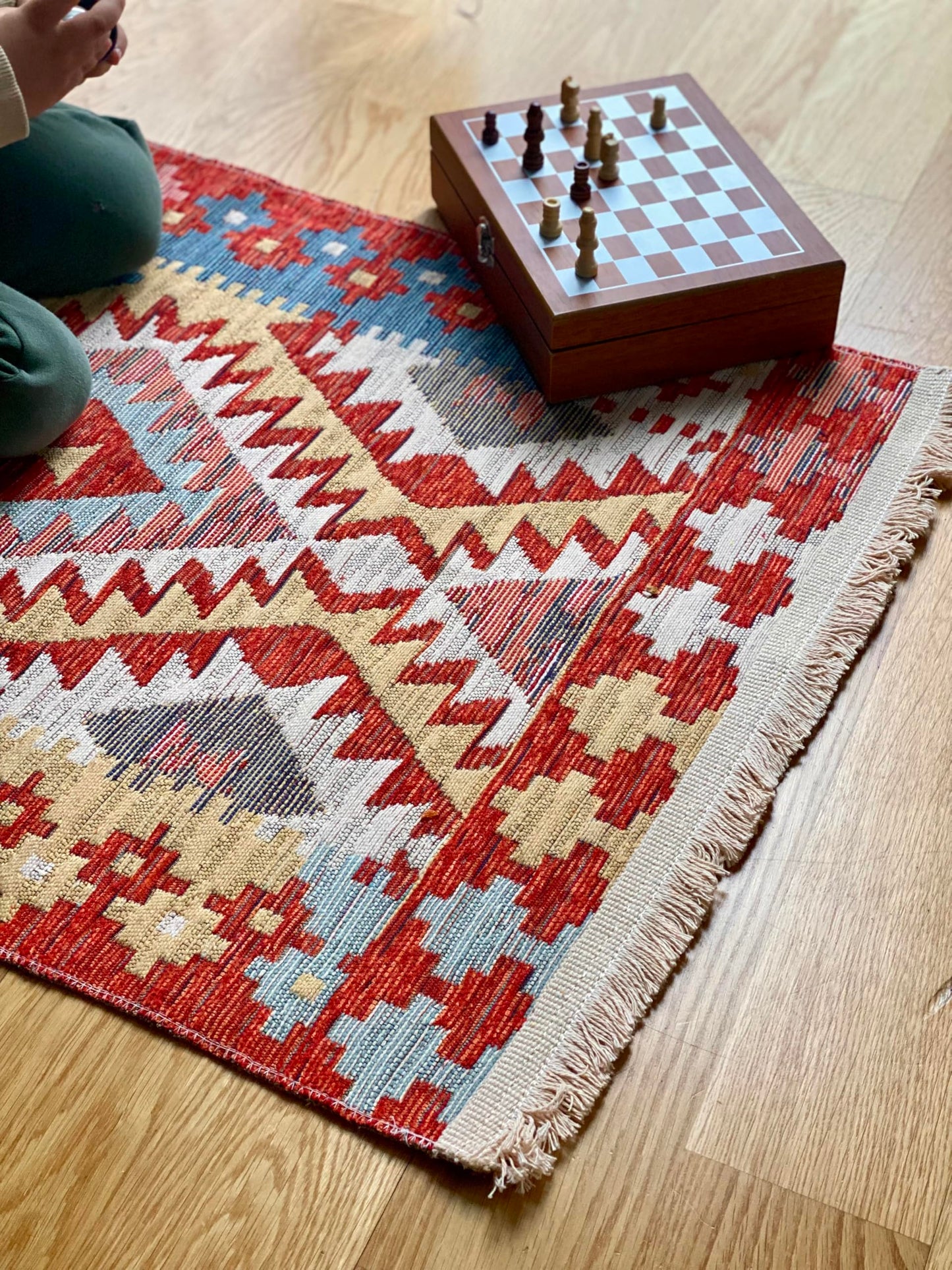 Secret Sea Collection: Modern Kilim Series Small Area Rug, Washable, Reversible, Cotton (2 x 3 feet, Eternal Flow)