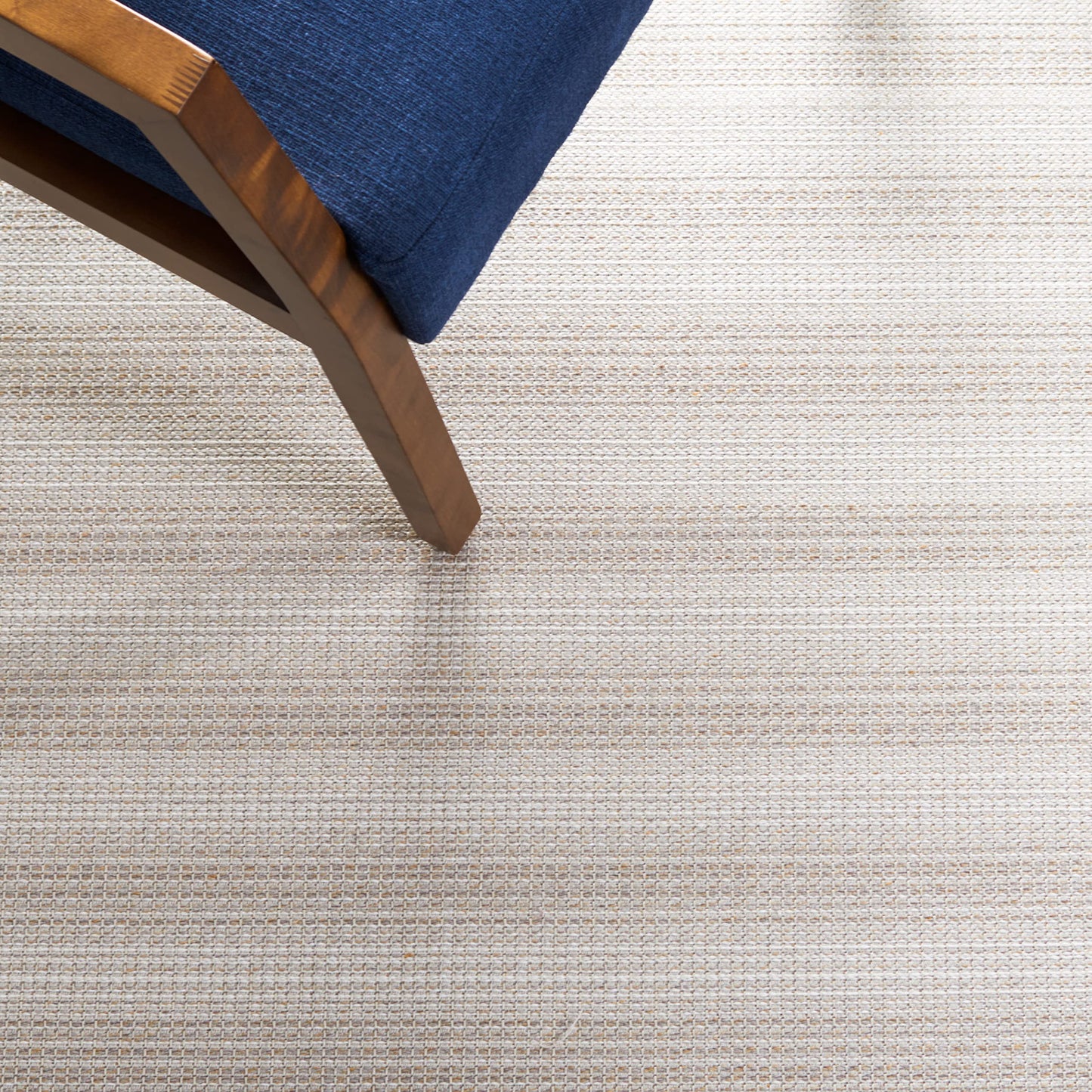 SAFAVIEH Augustine Collection Area Rug - 5' x 7'7", Ivory & Taupe, Cotton Stripe Fringe Design, Non-Shedding & Easy Care, Ideal for High Traffic Areas in Living Room, Bedroom (AGT501E)