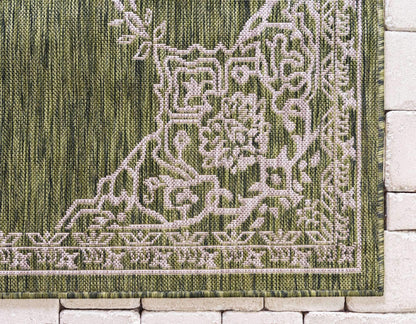 Unique Loom Outdoor Traditional Collection Area Rug - Antique (5' 1" x 8' Rectangle, Green/ Gray)