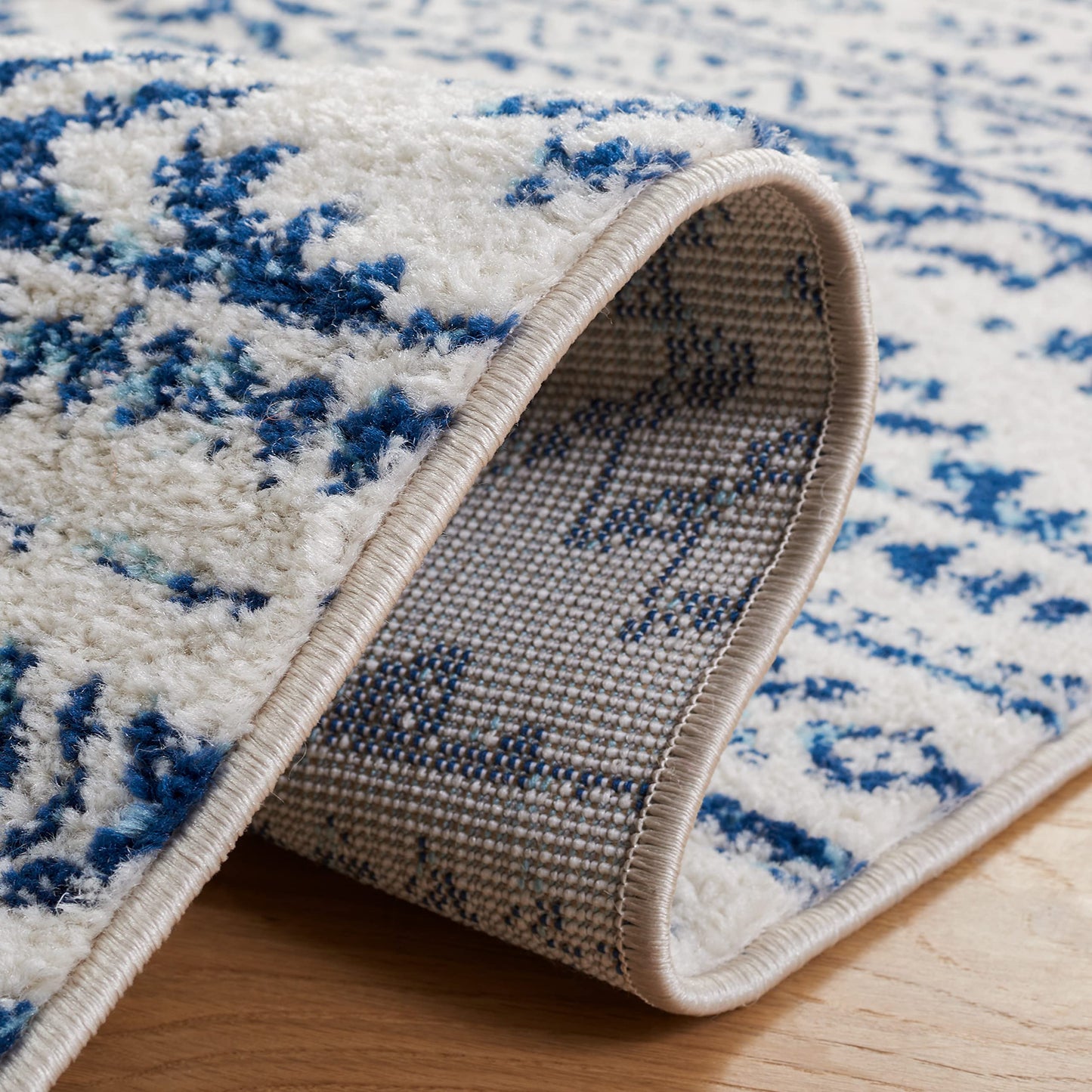 SAFAVIEH Area Rug 9x12 - Tulum Collection - Large - Ivory & Navy, Moroccan Boho Tribal Design, Non-Shedding & Easy to Clean, Ideal for Living Room, Bedroom, Dining Space (TUL272D)