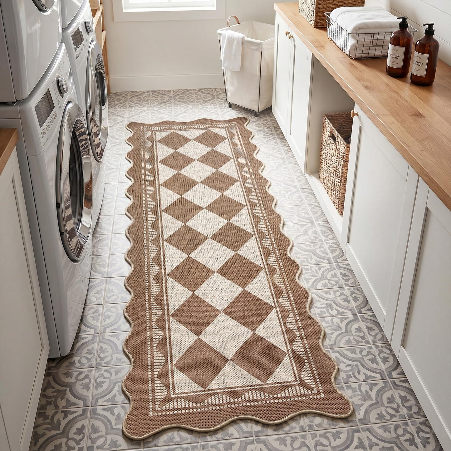 Garvee Easy Jute 2x6 Scalloped Border Kitchen Rugs Non Slip Indoor Outdoor Washable Rugs for Living Room Low Pile Floor Cover for Entryway Stain Resistant Indoor Carpet for Hallway，Brown