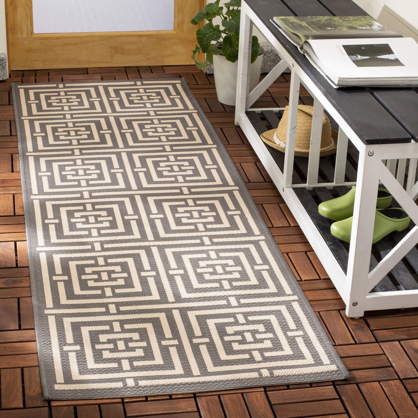 SAFAVIEH Courtyard Collection CY6937 Indoor/ Outdoor Non-Shedding Easy Patio Backyard Porch Deck Mudroom Area , 2'7" x 5', Grey / Cream