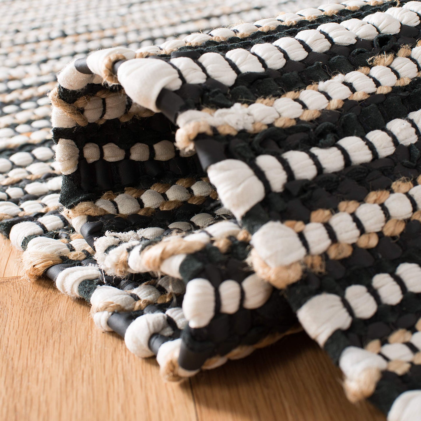 SAFAVIEH Vintage Leather Collection Runner Rug - 2'3" x 6', Black & Multi, Handmade Boho Fringe Leather, Ideal for High Traffic Areas in Living Room, Bedroom (VTL373G)