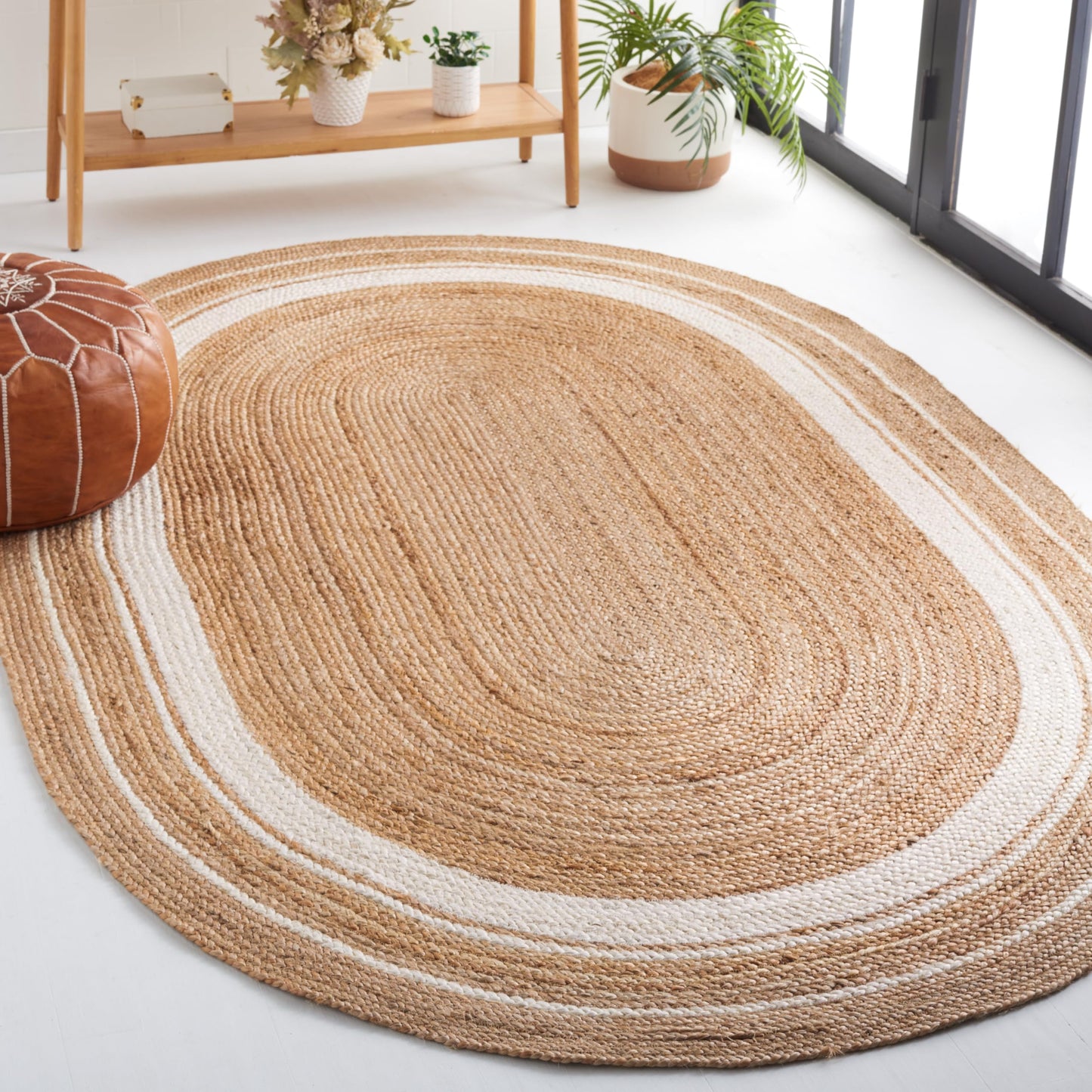 SAFAVIEH Natural Fiber Collection Area Rug - 5' x 8' Oval, Natural & Ivory, Flat Weave Farmhouse Border Jute Design, Ideal for High Traffic Areas in Living Room, Bedroom (NF812A)