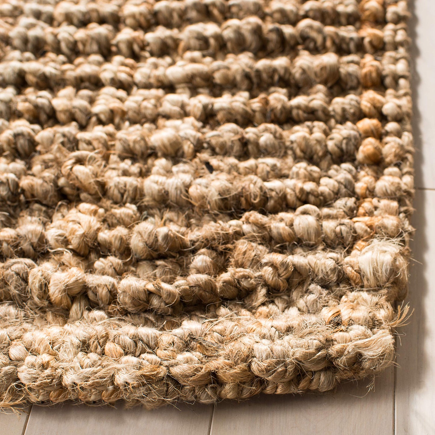 SAFAVIEH Natural Fiber Collection Area Rug - 2' x 4', Natural Brown, Handmade Jute, Farmhouse Style, Chunky Textured Thick Pile (NF447A)