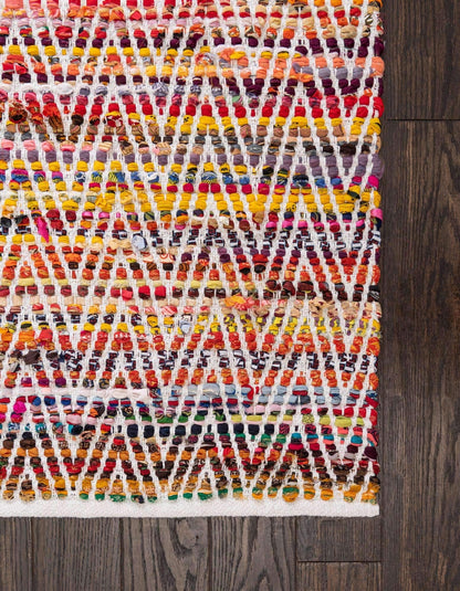 Unique Loom Chindi Chevron Collection Area Rug - Claire (10' x 14' 1" Rectangle, Multi/ Black)