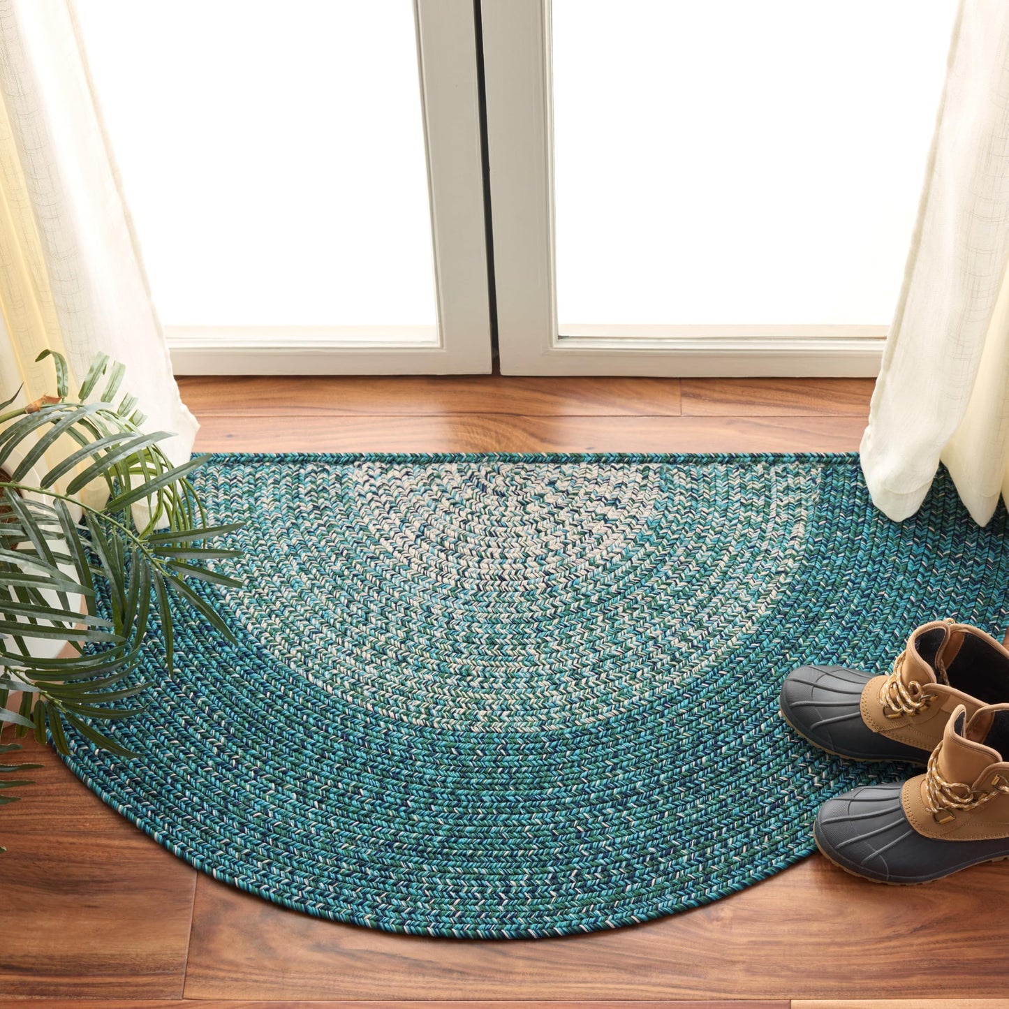 SAFAVIEH Washable Indoor Outdoor Accent Rug 2'x4' - Braided Collection - Ivory & Turquoise, Handmade & Reversible, Weather Resistant, Ideal for Patio, Entryway, Front Door (BRA220K)