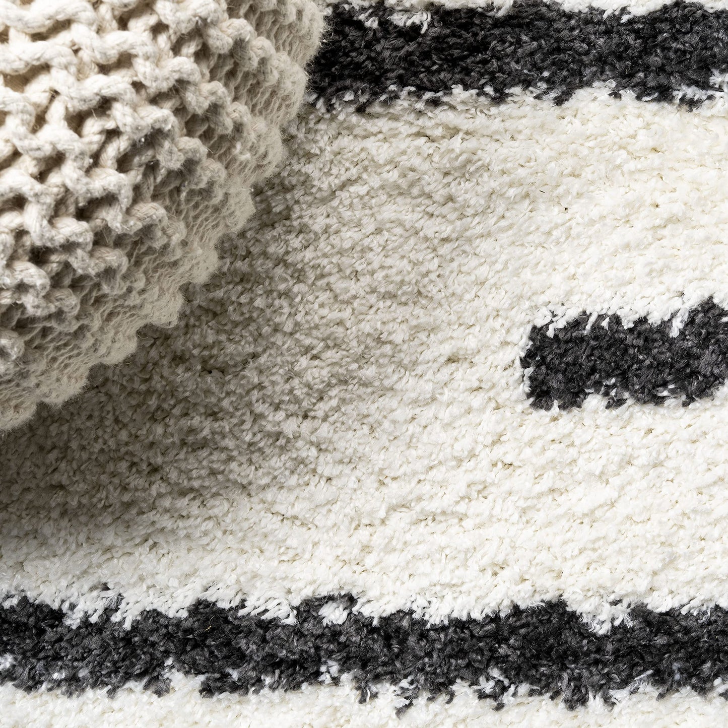 JONATHAN Y Alaro Berber Stripe Shag White/Gray Runner Rug, 2x10, Bohemian, Contemporary, Easy-Cleaning for Living Room, Bedroom, Kitchen, Pet Friendly, Non-Shedding (MOH402A-210)