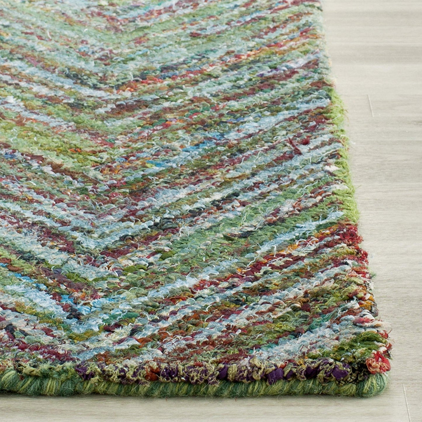 SAFAVIEH Nantucket Collection Area Rug - 6' x 9', Blue & Multi, Handmade Modern Abstract Chevron Cotton, Ideal for High Traffic Areas in Living Room, Bedroom (NAN141C)