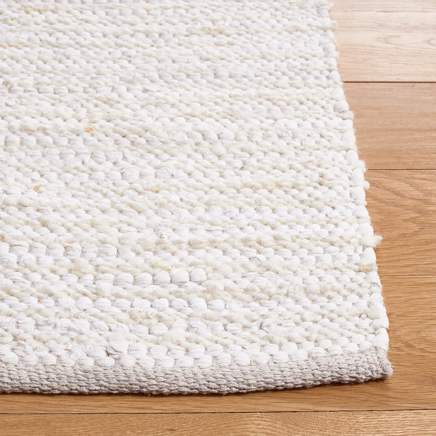 SAFAVIEH Natura Collection Area Rug - 5' x 8', Ivory & Beige, Handmade Flat Weave Wool & Cotton, Ideal for High Traffic Areas in Living Room, Bedroom (NAT350A)
