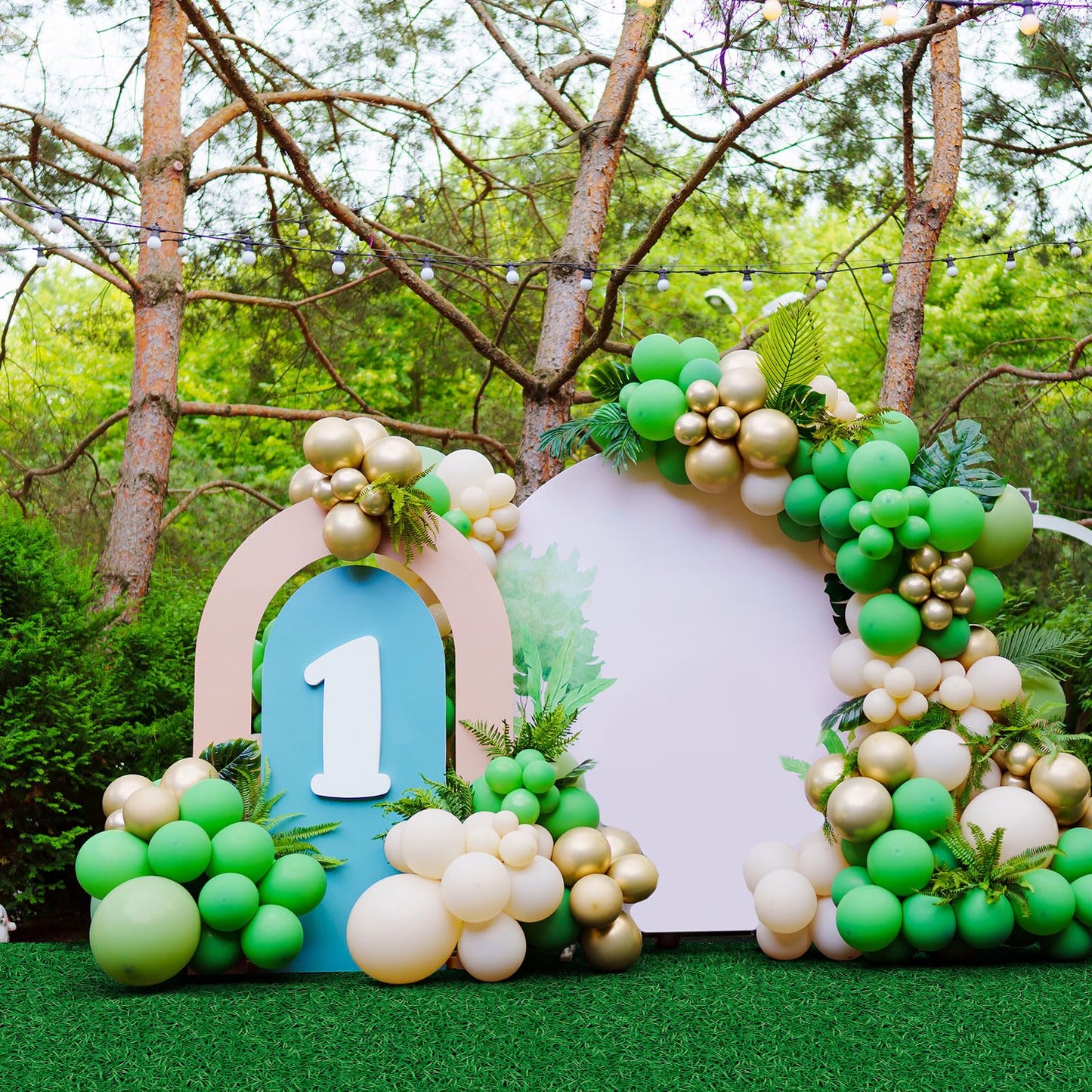 Timgle Disposable Grass Plastic Carpet Runner Indoor Outdoor Faux Grass Rug for Floor Patio Lawn Balcony Birthday Wedding Theme Prom Decor(3.28 x 32.8 ft)
