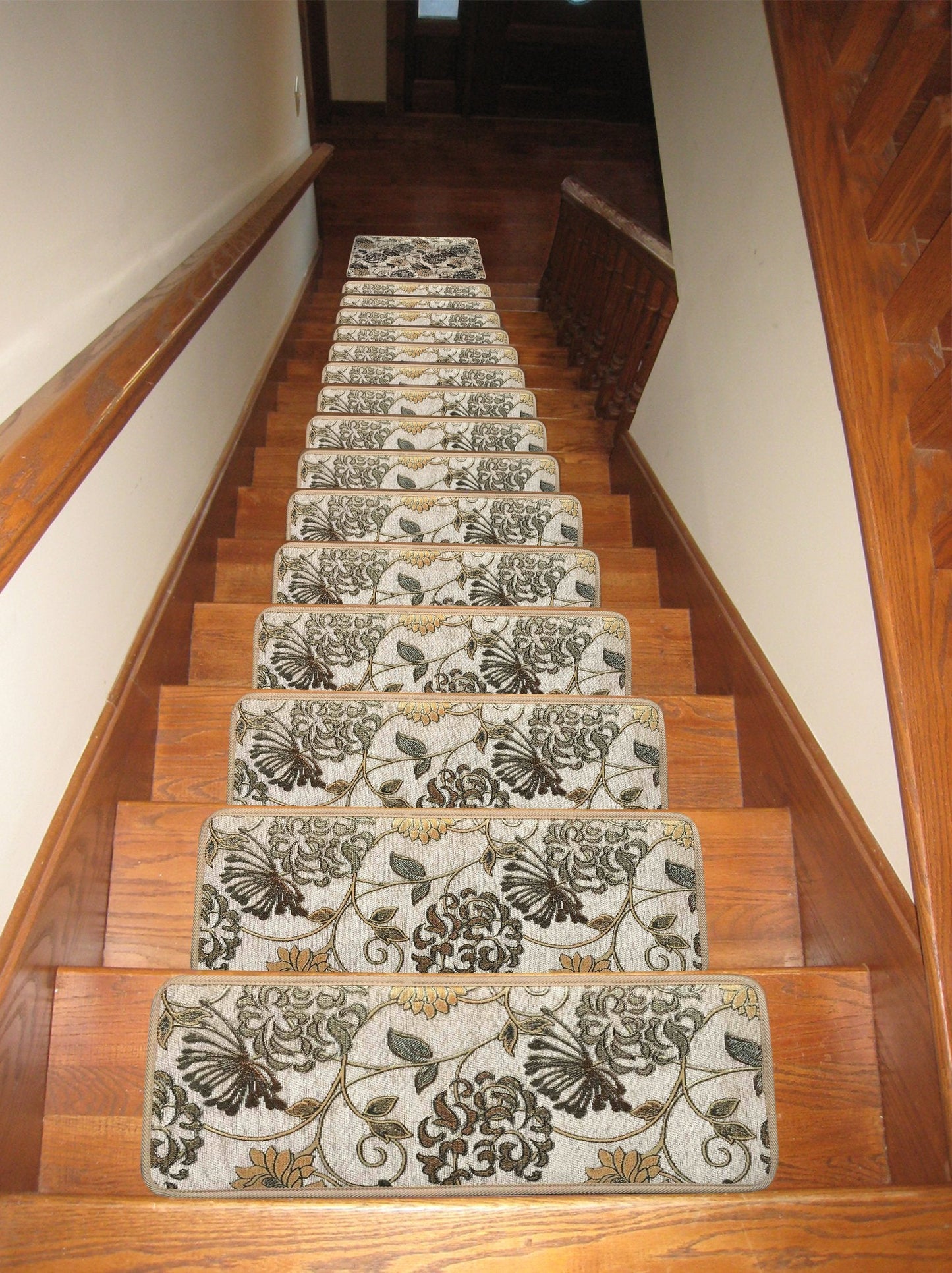 Seloom Stair Treads Carpet Non Slip Stair Rugs/Runner with Non Skid Rubber Backing for Indoor Wooden Steps.(（25.5×9.5In,13pcs+Landing Mat）, Beige)