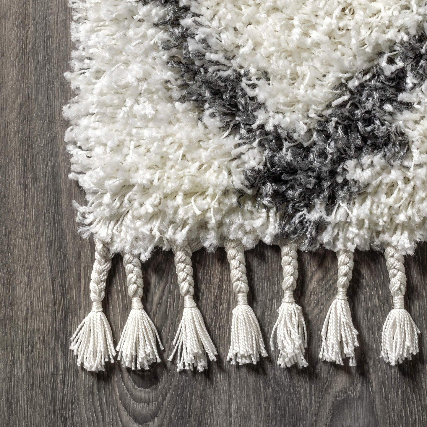 JONATHAN Y Mercer Shag Plush Tassel Ivory/Gray Indoor Area Rug, 3x5, Moroccan Geometric Trellis, Contemporary, Easy-Cleaning for Living Room, Bedroom, Kitchen, Pet Friendly, Non-Shedding (MCR102B-3)