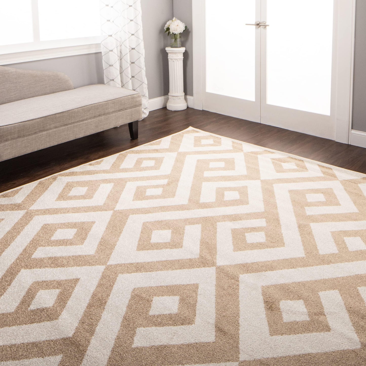 Superior Indoor Area Rug, Jute Backing, Modern Plush Rugs for Entryway, Living Room, Kitchen Floors, Bedroom, Hallway, Office Floor Cover, Diamond Lattice Rugs, Saxton Collection, 5' x 8', Ivory