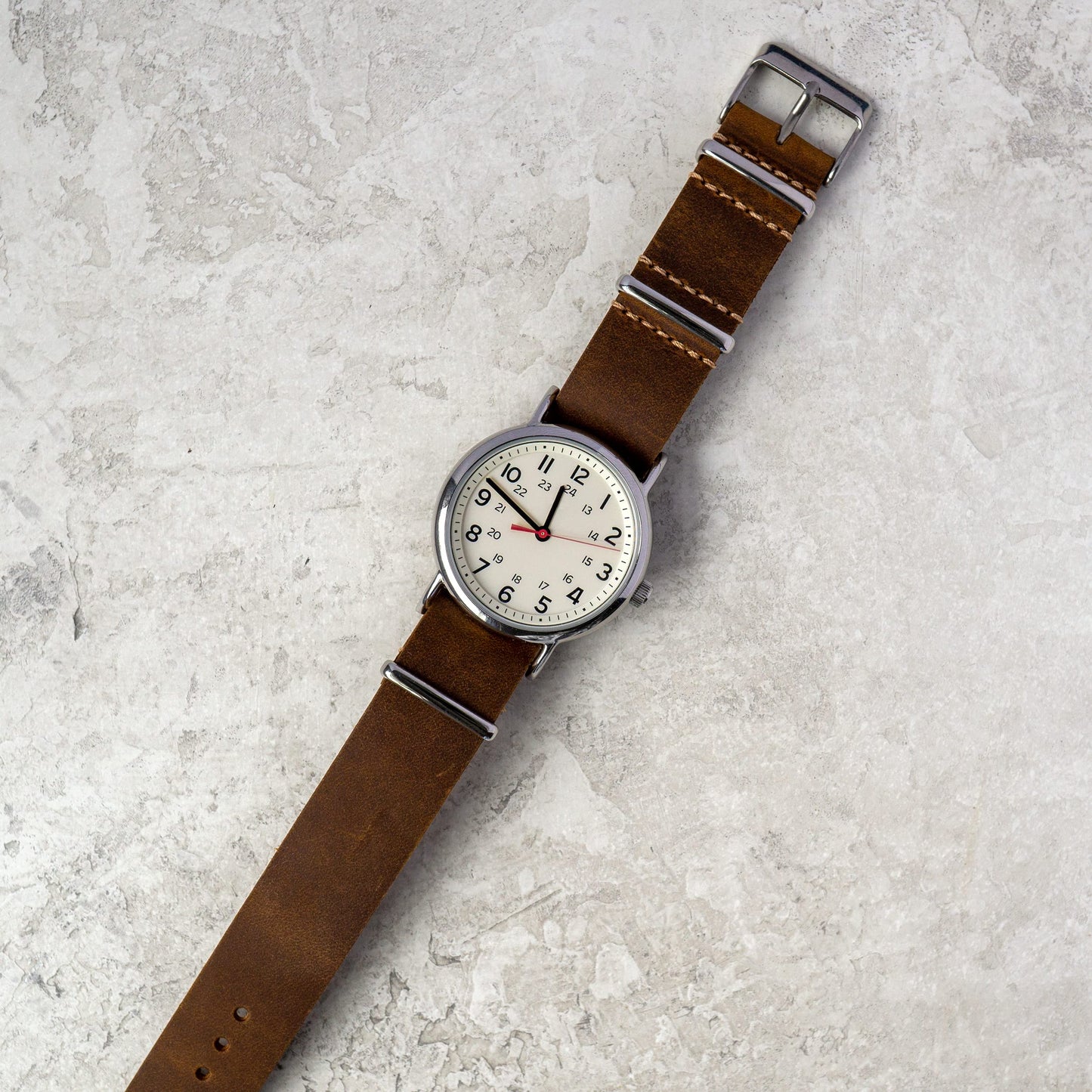 Benchmark Basics Leather Watch Band - Crazy Horse Oiled Leather One-Piece Watch Straps for Men & Women - 22mm, Dark Brown