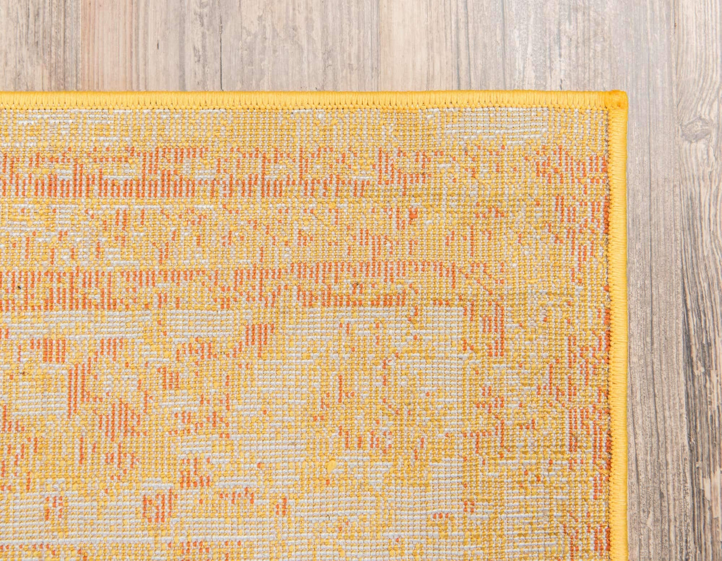 Unique Loom Sofia Collection Area Rug - Salle Garnier (4' 1" x 6' 1" Rectangle, Orange/ Yellow)