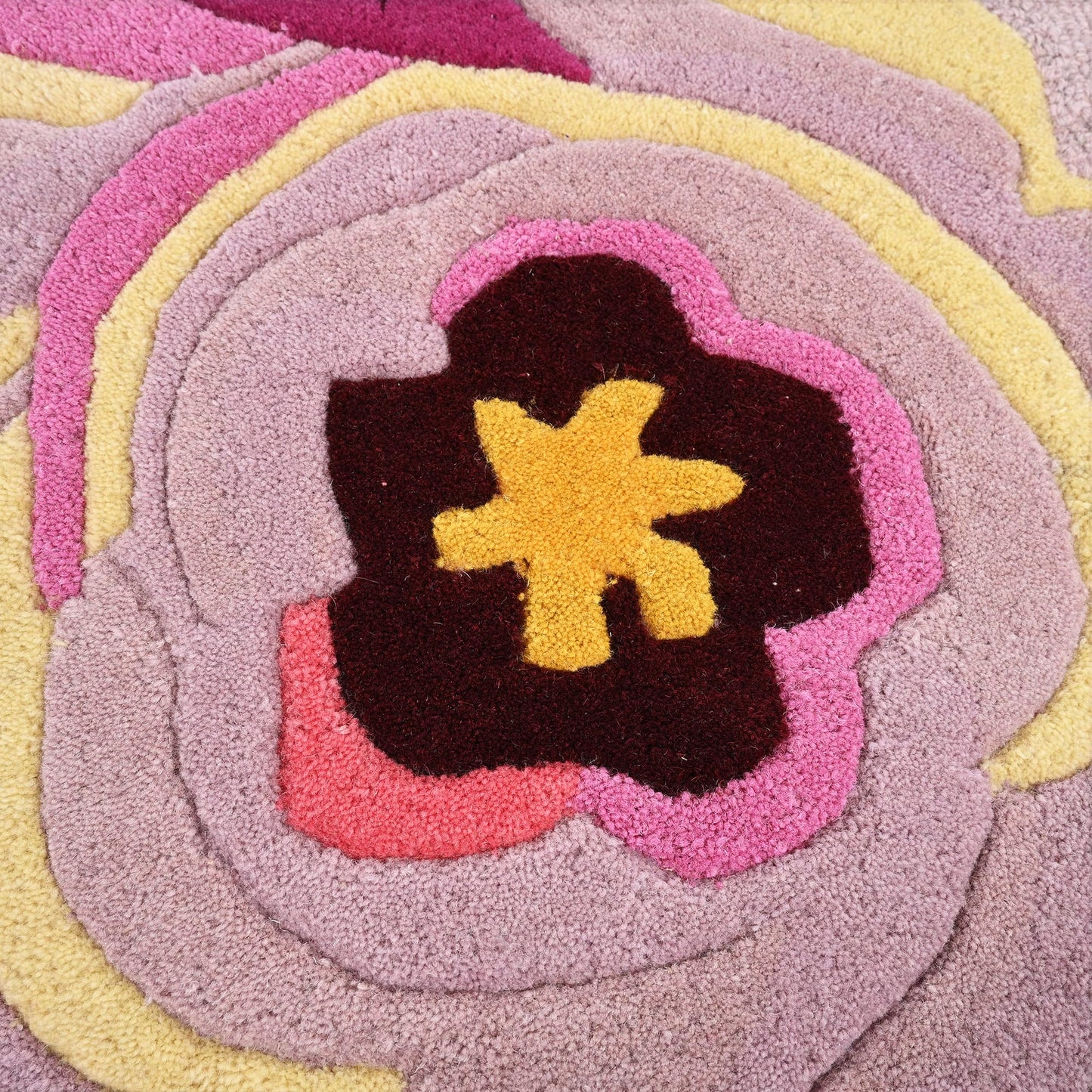 Hand-Tufted Floral Wool Area Rug - Vibrant Colorful Flower Pattern - Soft & Plush Accent Rugs/Carpet for Living Room, Bedroom, Nursery or Office - Scalloped Edge Unique Design (Multi, 2.6' x 8')