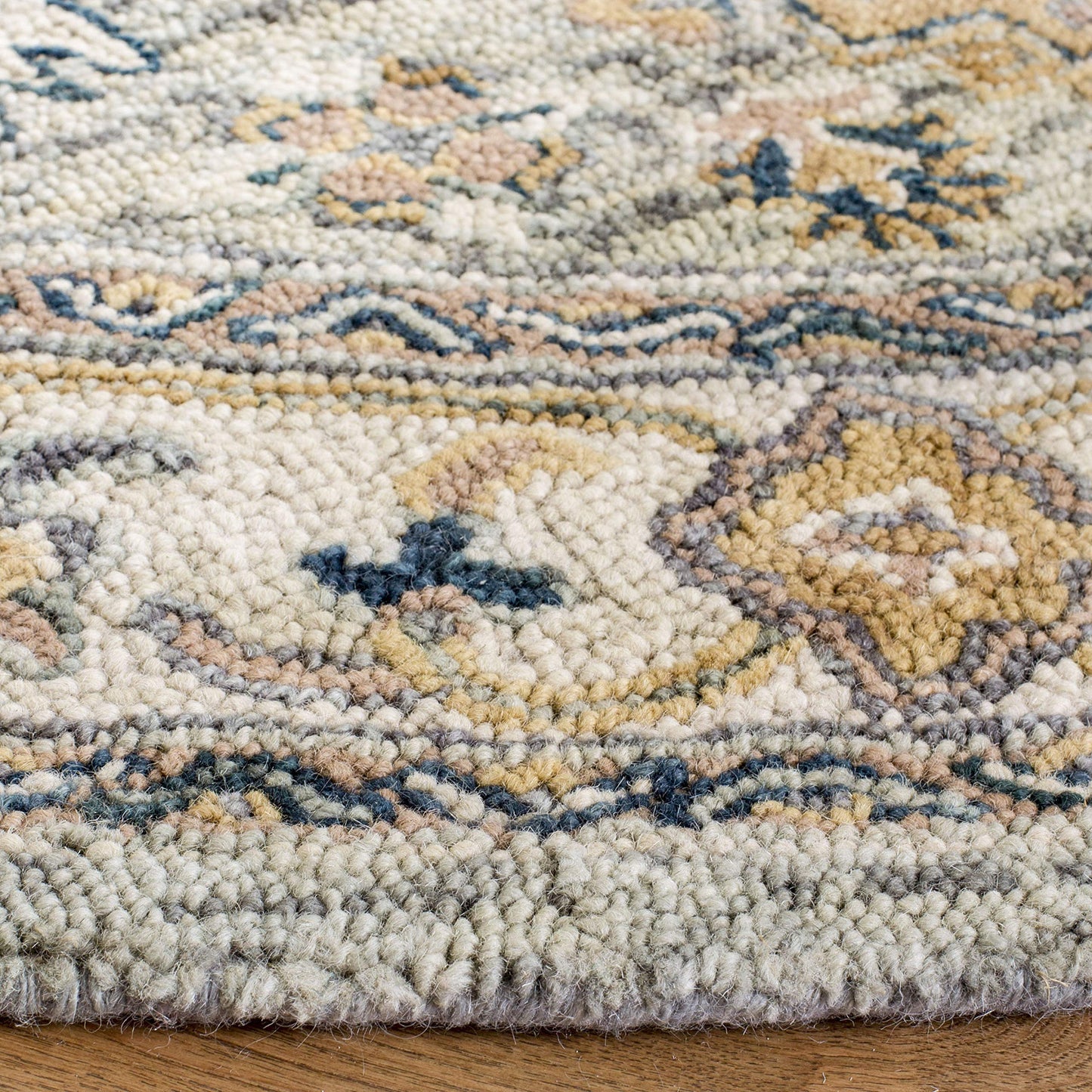 SAFAVIEH Aspen Collection 5' Round Moss/Ivory APN601W Handmade Traditional Premium Wool Entryway Foyer Living Room Bedroom Kitchen Area Rug