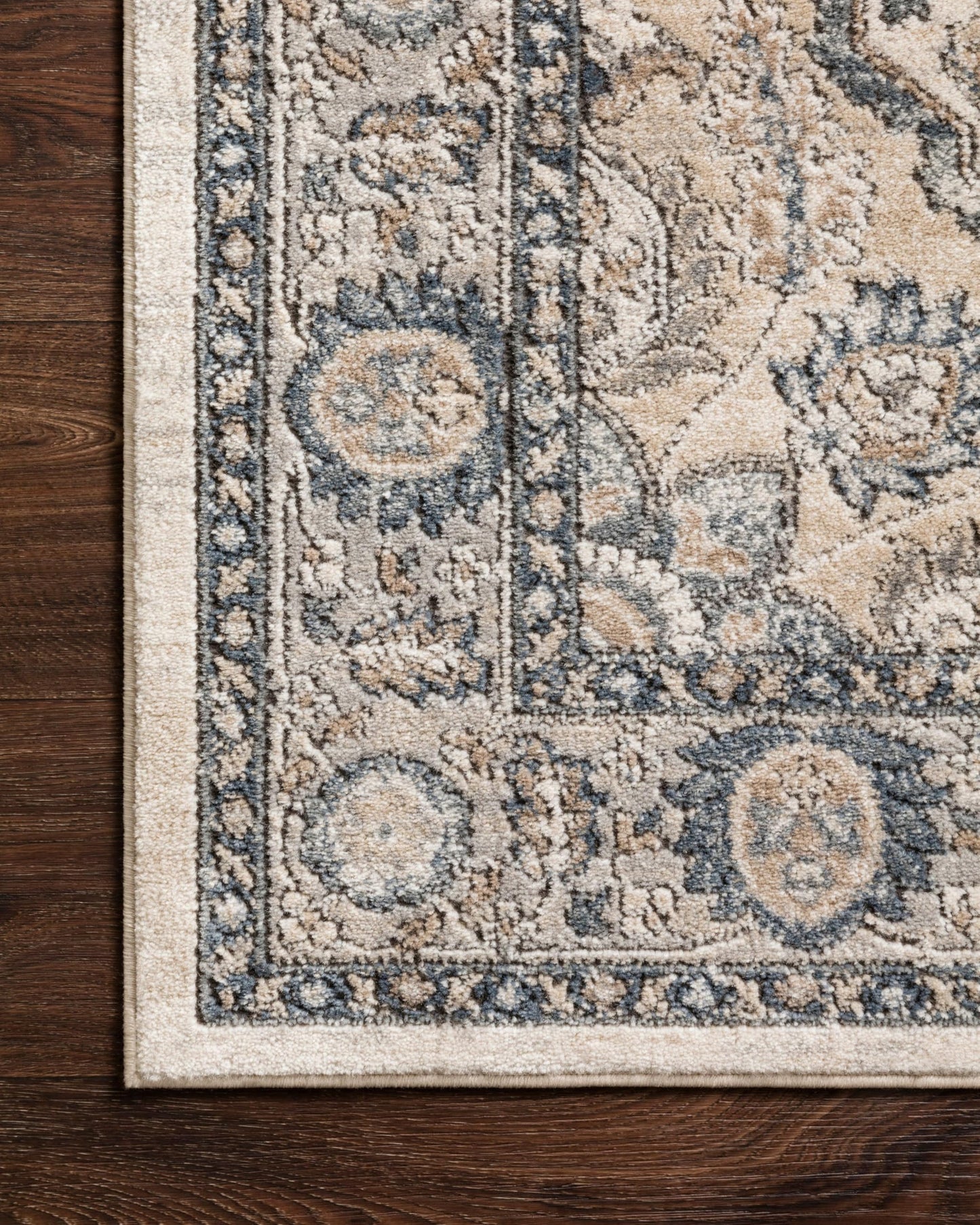 Loloi II Teagan Collection TEA-01 Natural/Lt. Grey 6'-7" x 9'-2", .25" Thick, Area Rug, Soft, Durable, Neutral, Woven, Low Pile, Non-Shedding, Easy Clean, Living Room Rug
