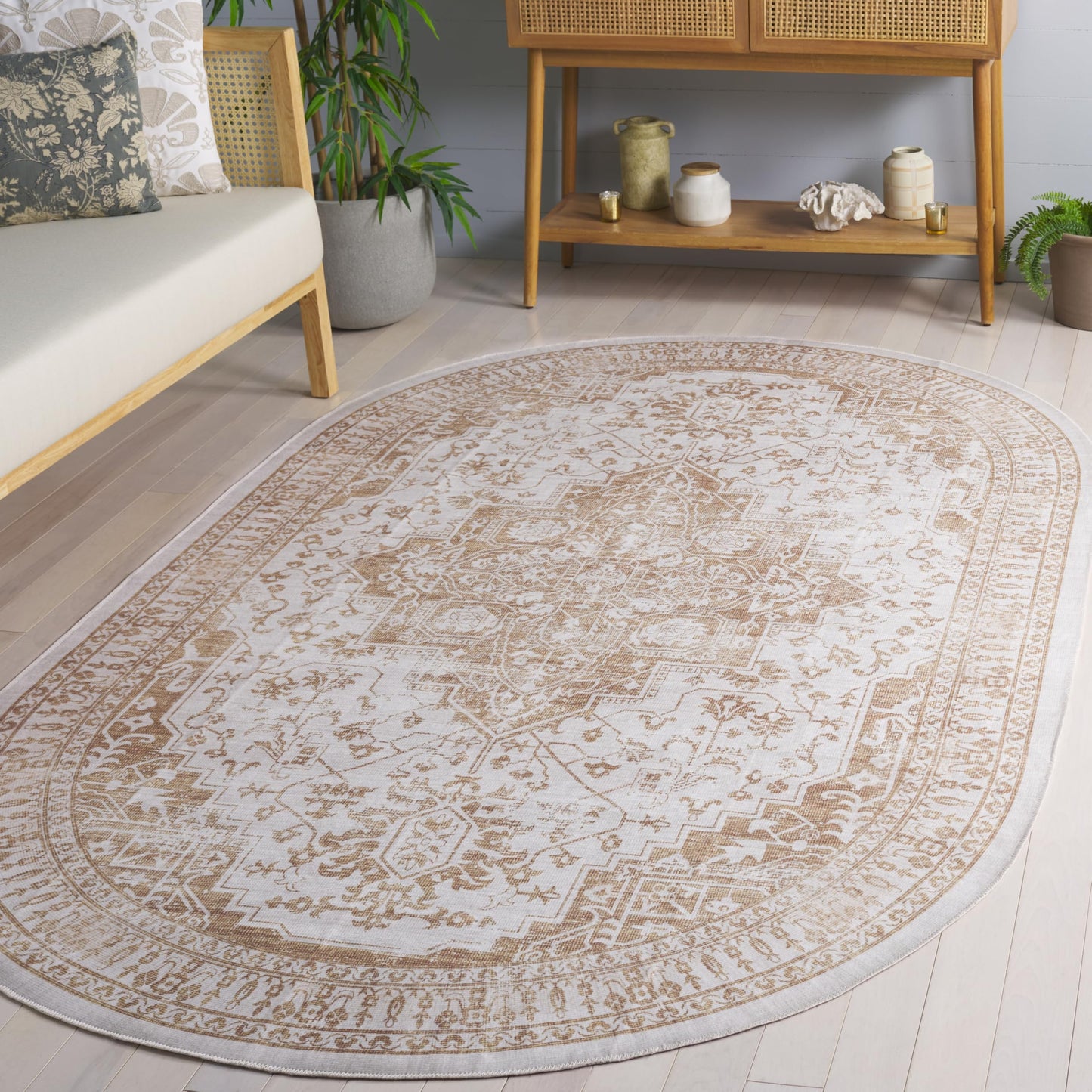 SAFAVIEH Washable Rug Arizona Collection - 5' x 8' Oval, Beige & Gold, Slip Resistant & Easy to Clean, Ideal for Living Room, Bedroom, Home Office, Dining Space (ARZ127B)