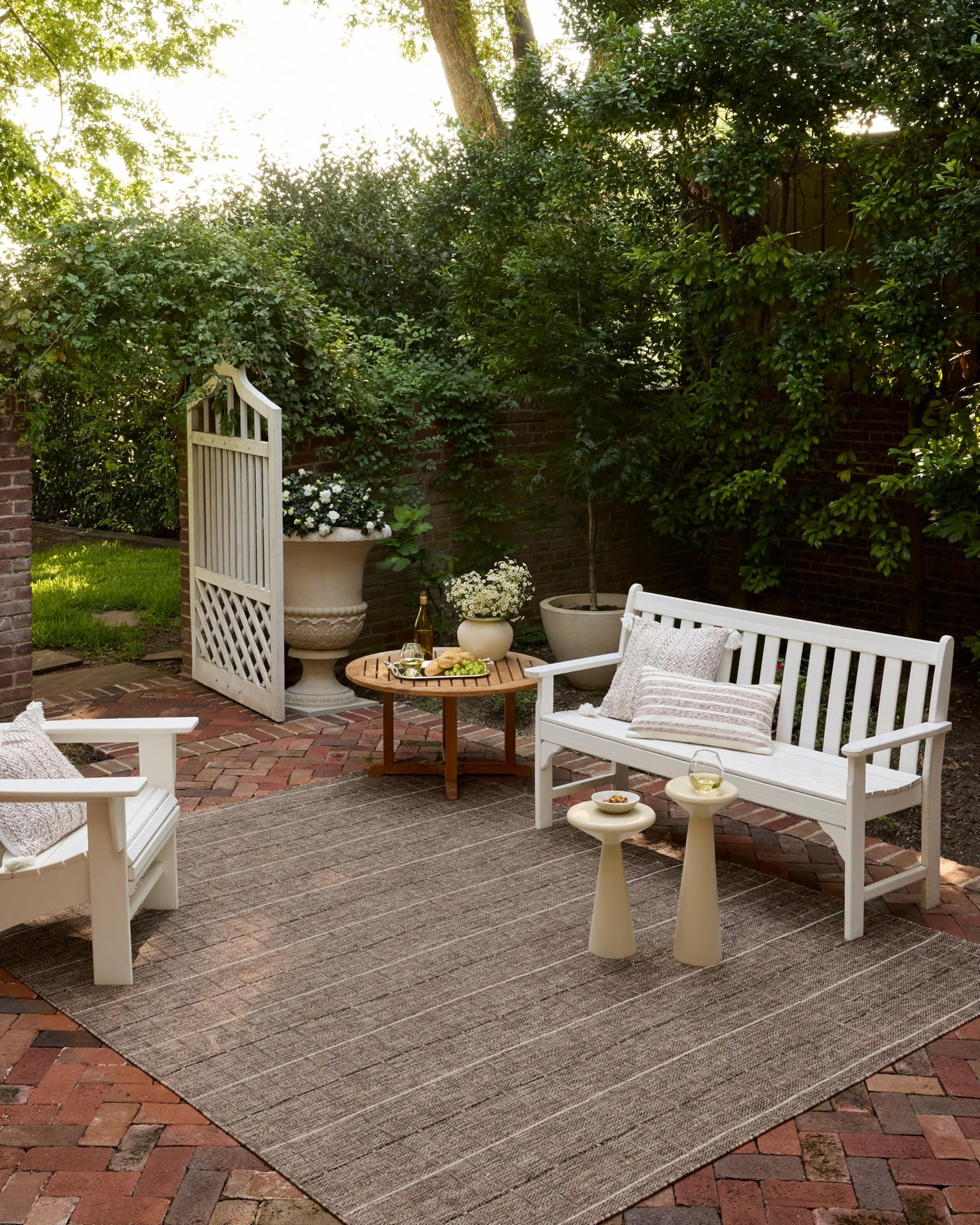 Loloi Birch Collection BIR-02 Natural/Bark 5' x 7'-3", .25" Pile Height, Area Rug, Indoor/Outdoor, Durable, Neutral, Easy Clean, Rug for Patio, Deck, Entry, Balcony, Outdoor Space