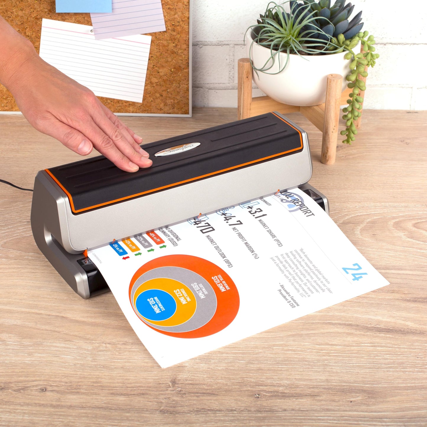 Swingline Electric Hole Puncher 3 Hole, 20 Sheet Punch Capacity Three Hole Punch 3 Ring, Jam Resistant, Optima 20, Silver (74520)