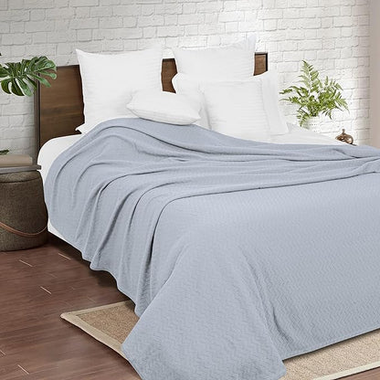 BELIZZI HOME 100% Cotton Bed Blanket, Breathable Thermal Blanket Twin Size, Soft Chevron 60''x90'', Perfect for Layering Any All Season, Light Grey