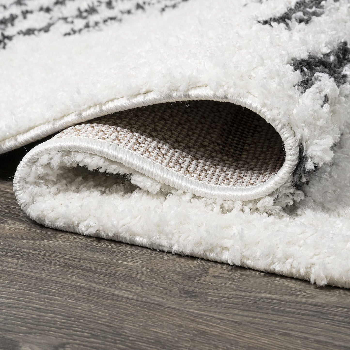 JONATHAN Y Elm Diamond Stripe Shag White/Gray Runner Rug, 2x10, Geometric, Bohemian, Contemporary, Easy-Cleaning for Living Room, Bedroom, Kitchen, Pet Friendly, Non-Shedding (MOH408A-210)
