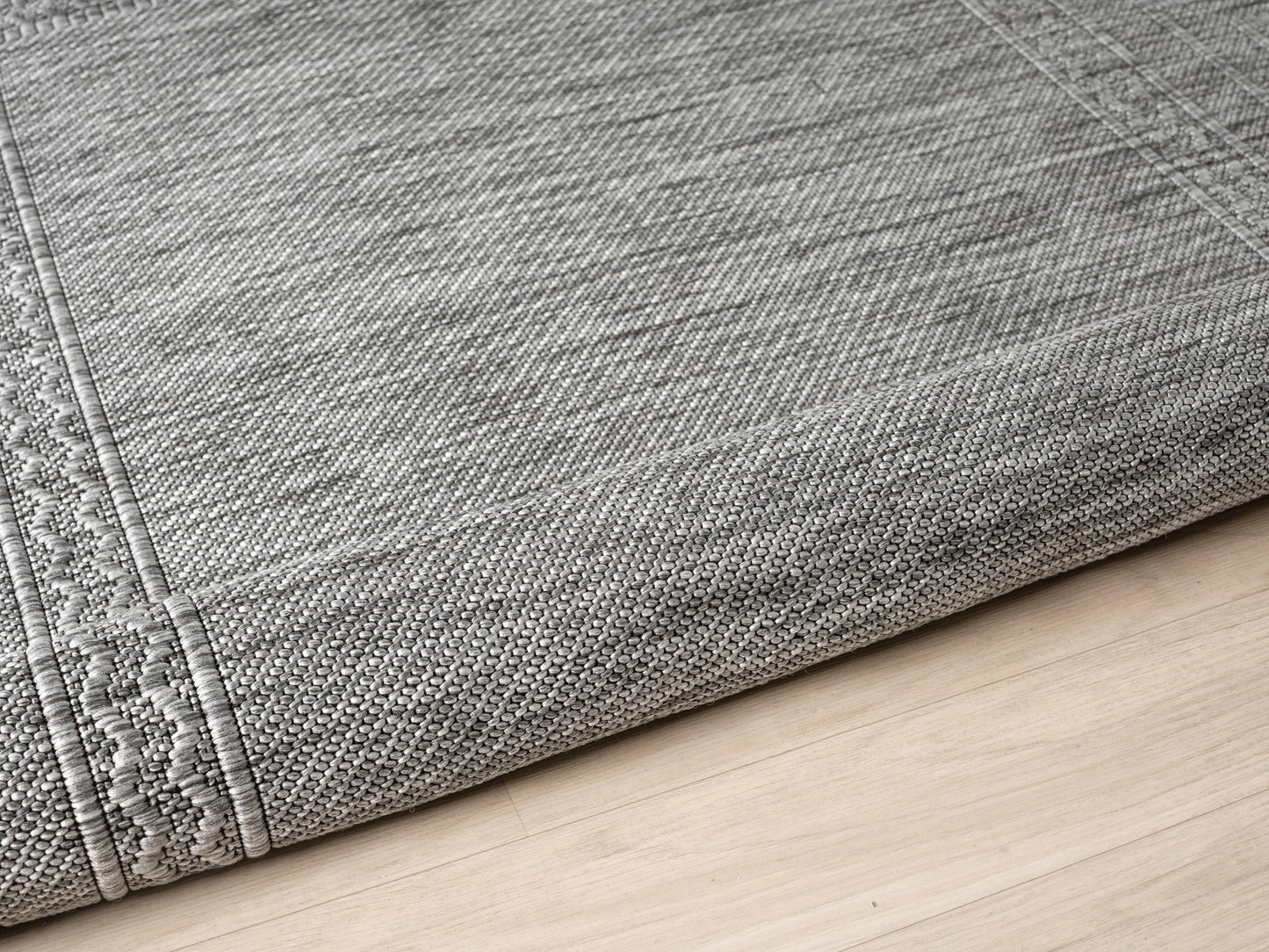 RUGGERRUGS Diana Textured Foldable Gray Indoor Outdoor Rug, 5x7, Weather Resistant, Easy Clean, UV Resistant, Modern Bordered Patio Carpet for Porch, Deck, Backyard, Living Room (5' x 7', Gray)