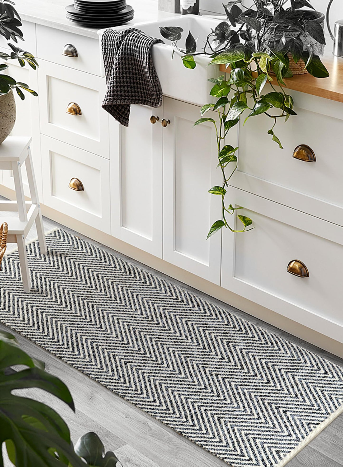 Cotton Chevron Hand Woven Area Runner Rug 2x6 Feet - Charcoal, Farmhouse Decorative Floor Runners Ideal for Hallways, Kitchen, Bedroom | Nursery Durable Geometric Reversible Living Space Patio Mats