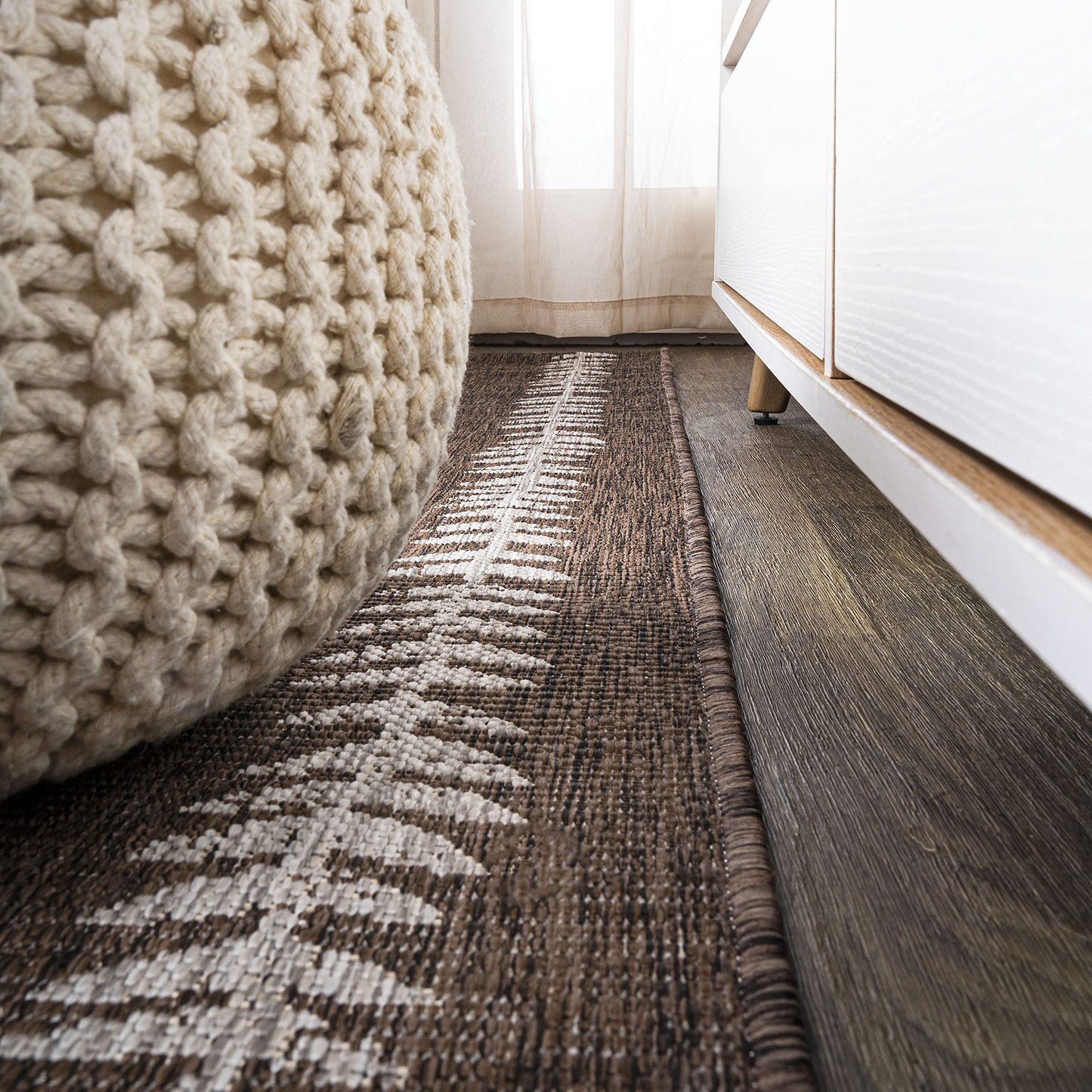 JONATHAN Y Tribal Diamond Trellis Indoor Outdoor Runner Rug 2X10 Brown/Beige, Derya for Backyard, Patio, Porch, Easy-Cleaning, High Traffic, Pet-Friendly, Non-Shedding (SMB129B-210)