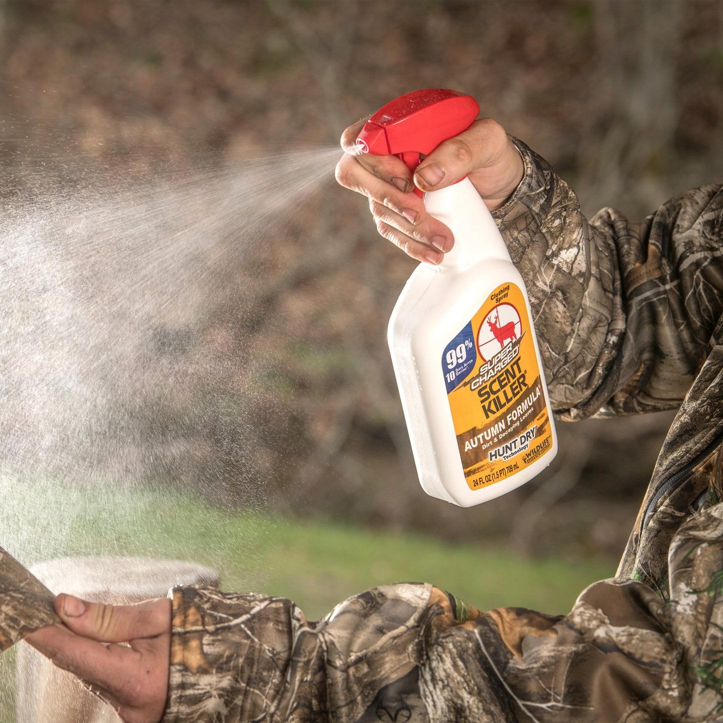 Wildlife Research Center Super Charged Scent Killer Autumn Formula Spray & Refill – Hunting Odor Eliminator with Scent of the Forest Floor – Works for Days – Deer (48 FL OZ Combo)
