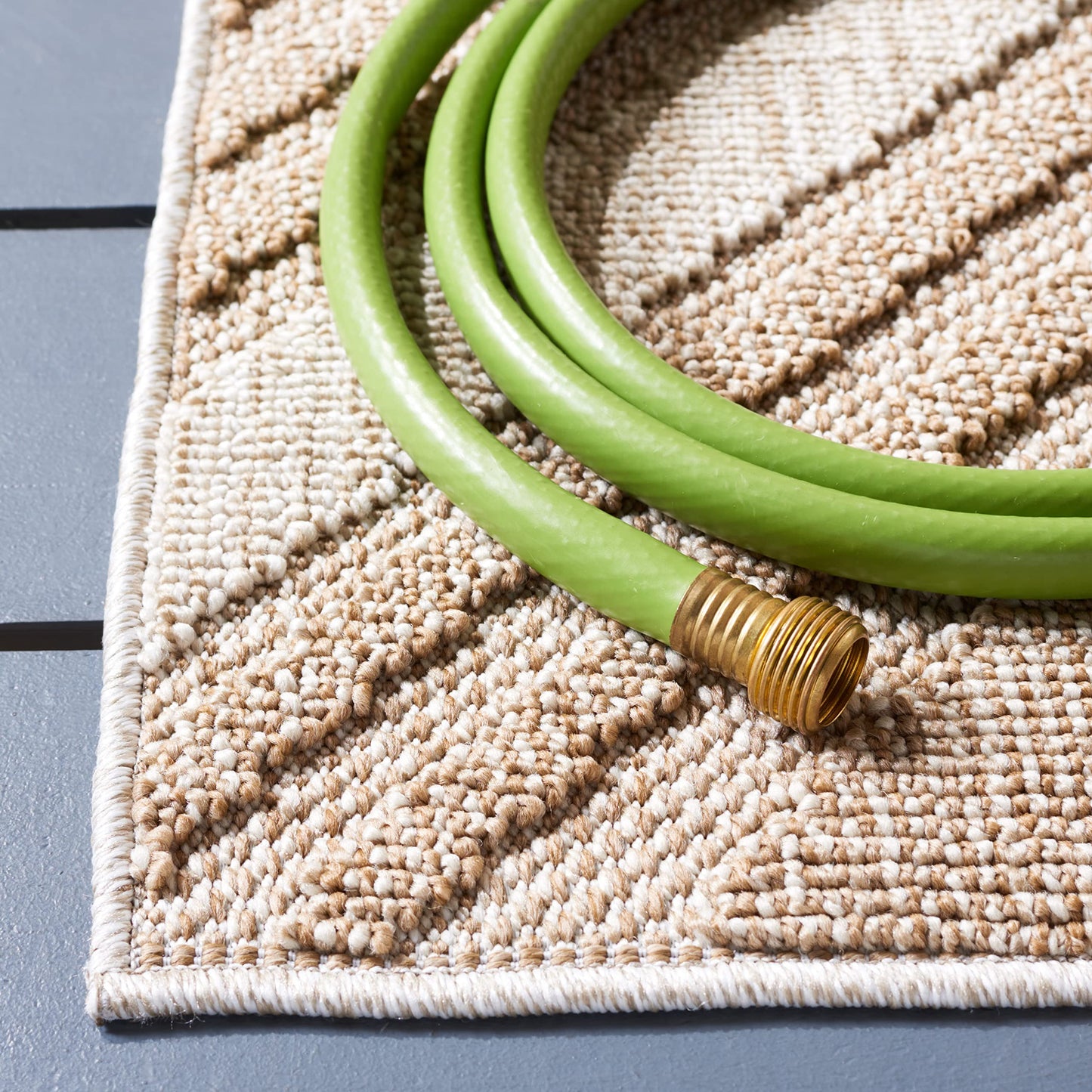 SAFAVIEH Washable Rug Outdoor Global Collection - 5'3" x 7'6", Beige & Light Beige, Non-Shedding & Easy to Clean, Ideal for Patio, Backyard, Mudroom (GLB220B)