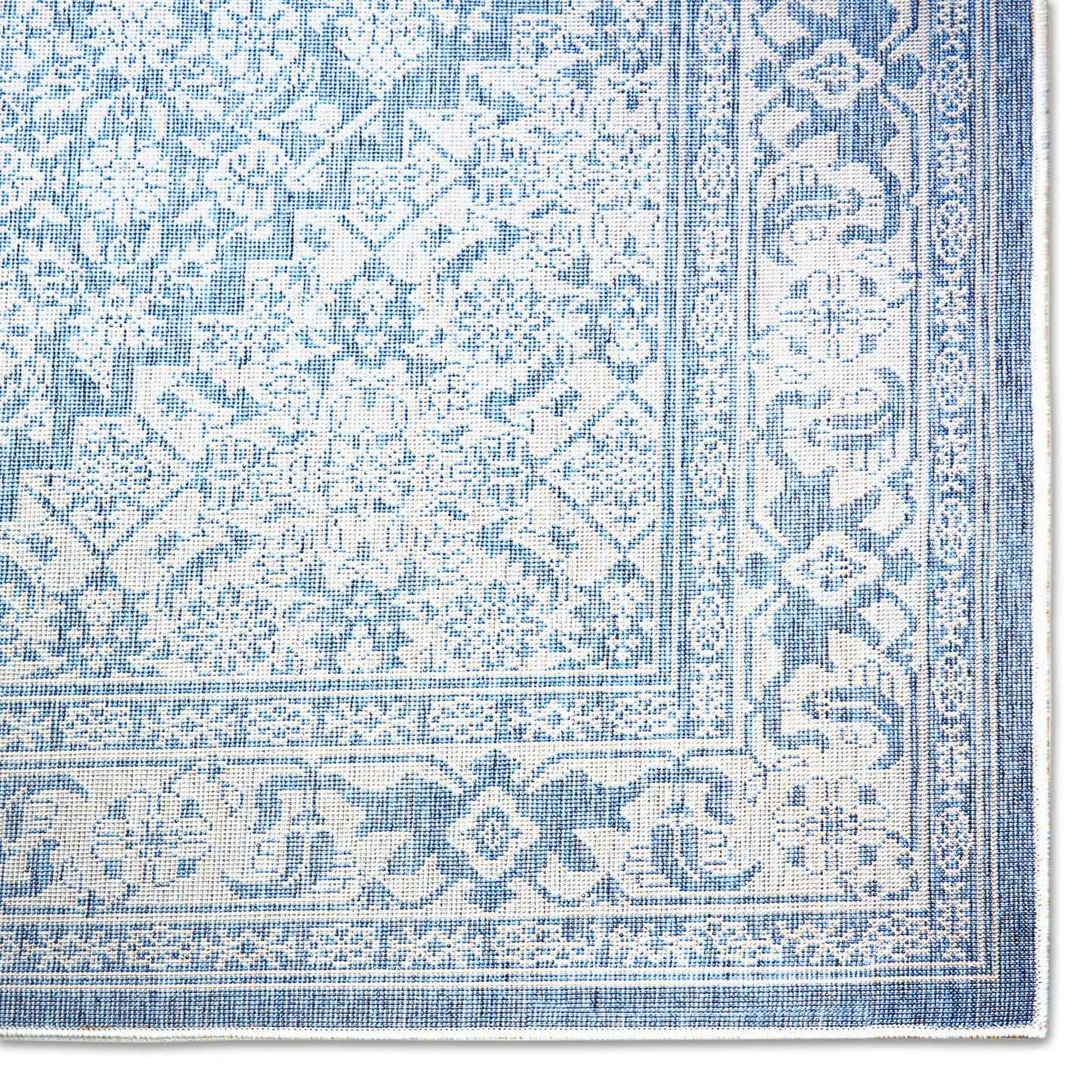 Nicole Miller New York Patio Country Dahlia Transitional Medallion Indoor/Outdoor Area Rug, Blue/Grey, 5'2"x7'2"